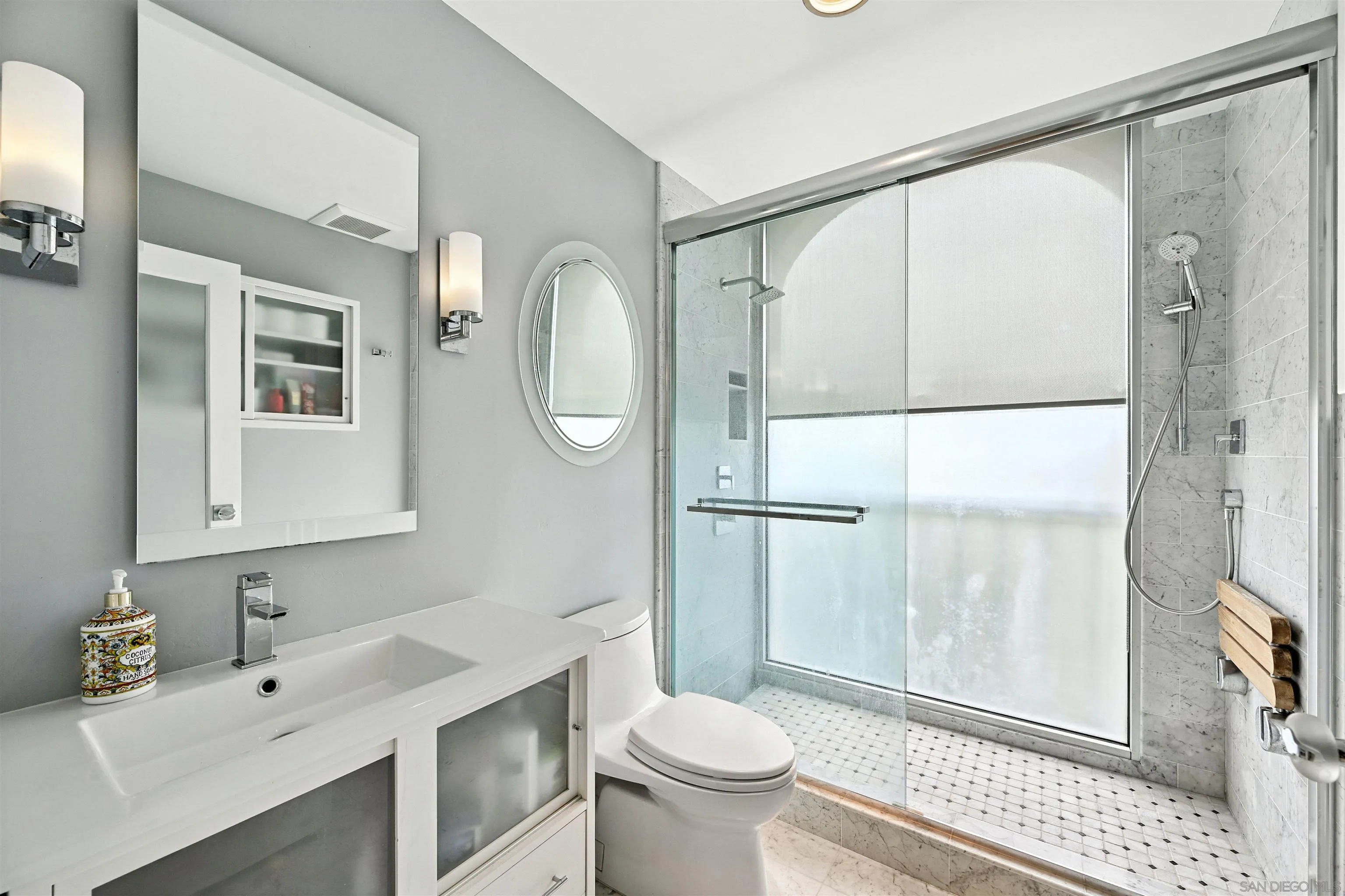 https://cdn.realtyfeed.com/cdn/127/250037511/1c0cac0cc2d8987429af08fb2fd1035c.webp