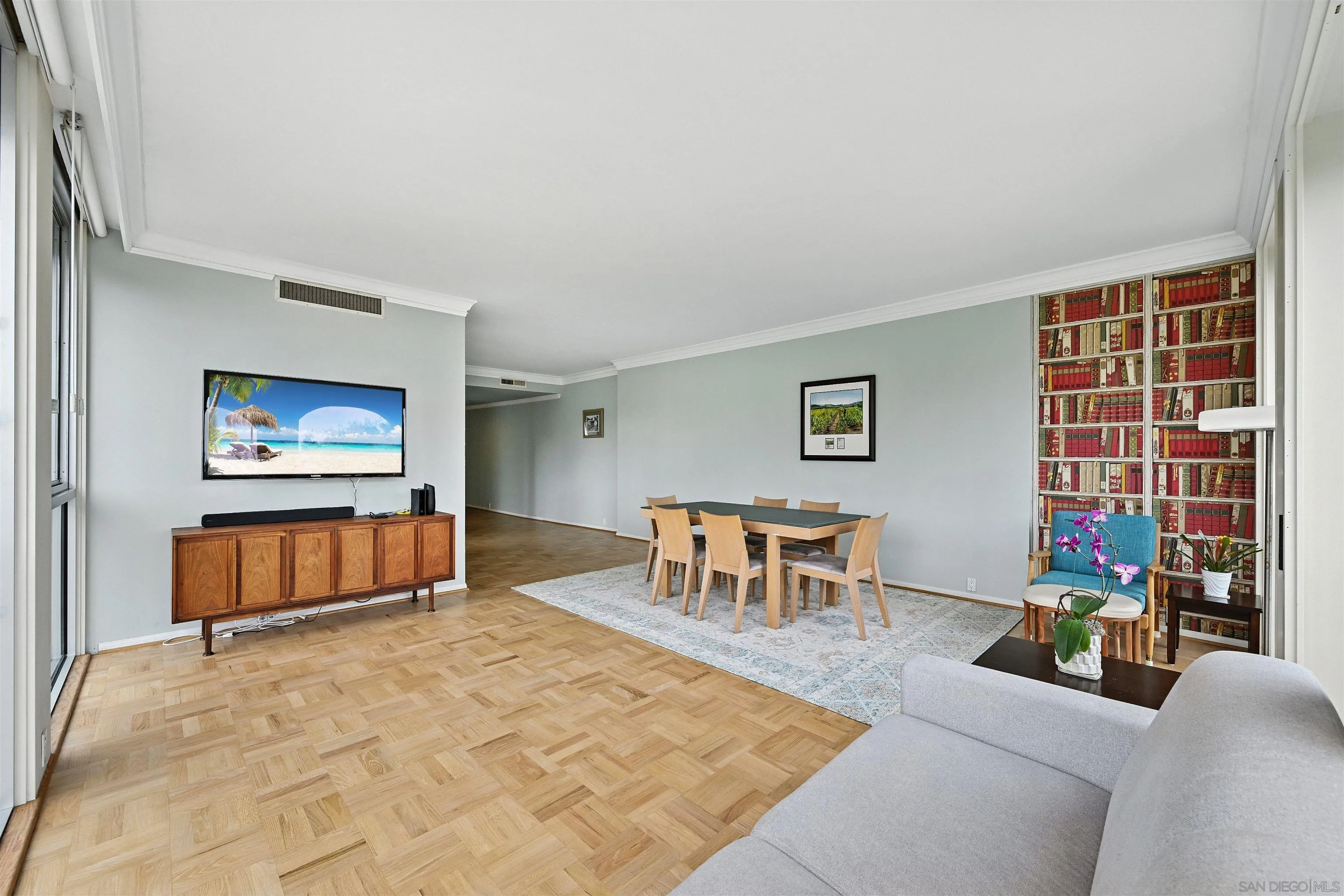 https://cdn.realtyfeed.com/cdn/127/250037511/c3481d14147dc11b475f01368948a190.webp