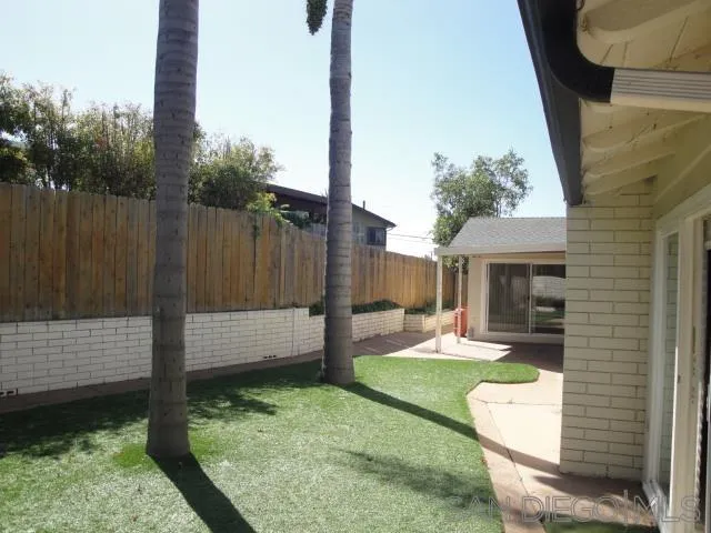 https://cdn.realtyfeed.com/cdn/127/250037516/f9eb932613653df925e83511f6274717.webp
