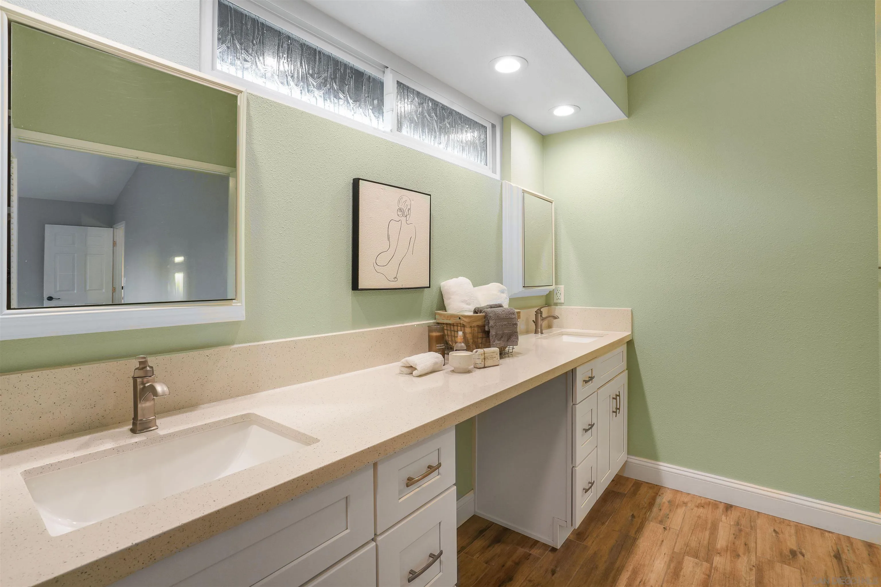 https://cdn.realtyfeed.com/cdn/127/250037518/8bf532817d662cdeaa83ca55f0fe523a.webp