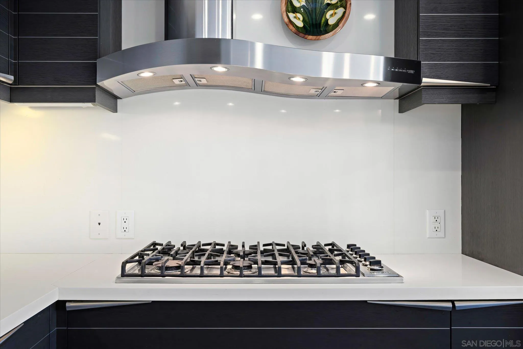 https://cdn.realtyfeed.com/cdn/127/250037519/2e47d992e6f3c1aed4b14baea75a7319.webp