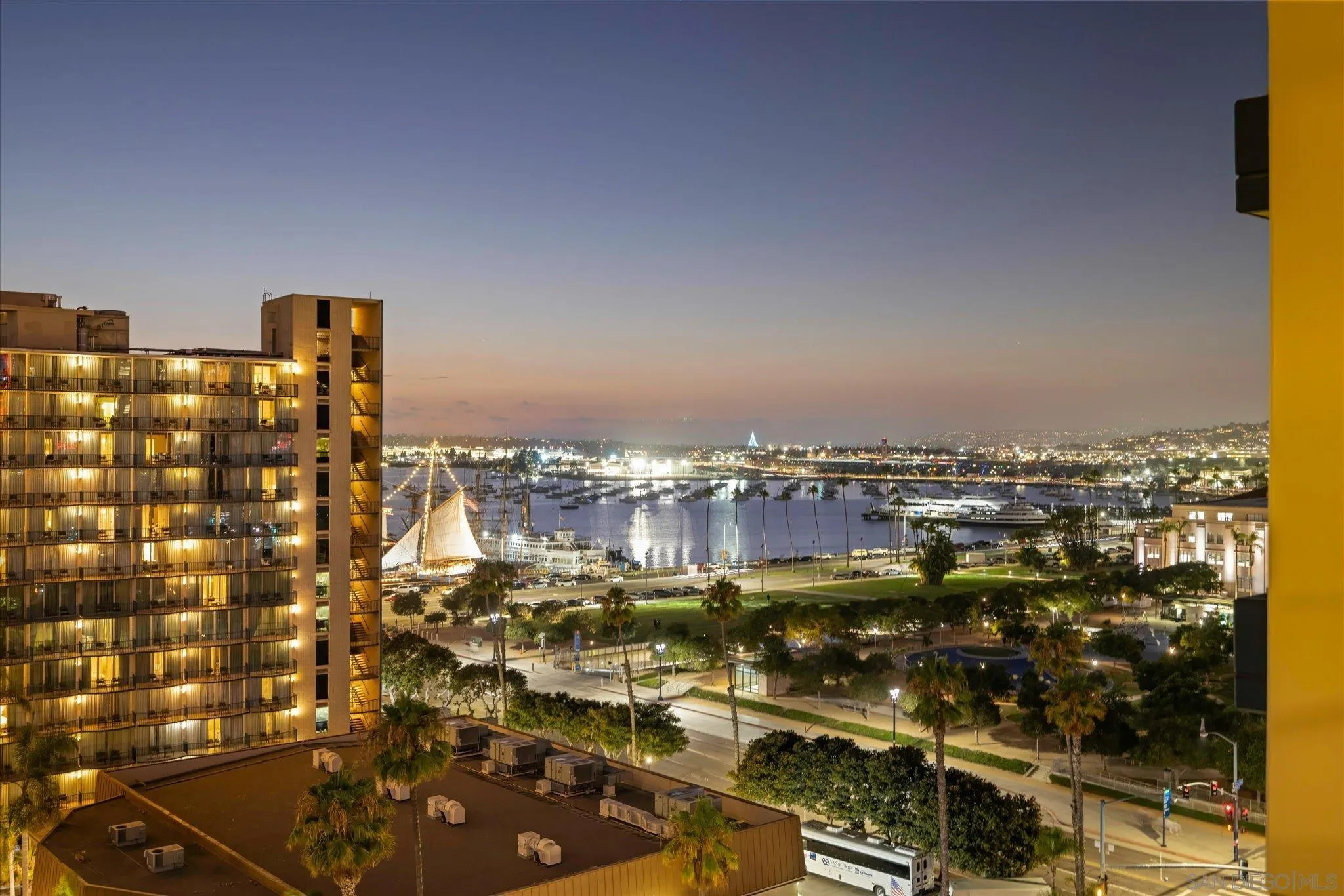 https://cdn.realtyfeed.com/cdn/127/250037519/c2b9b6afc98274f4a60d3dbdf1f2ac59.webp