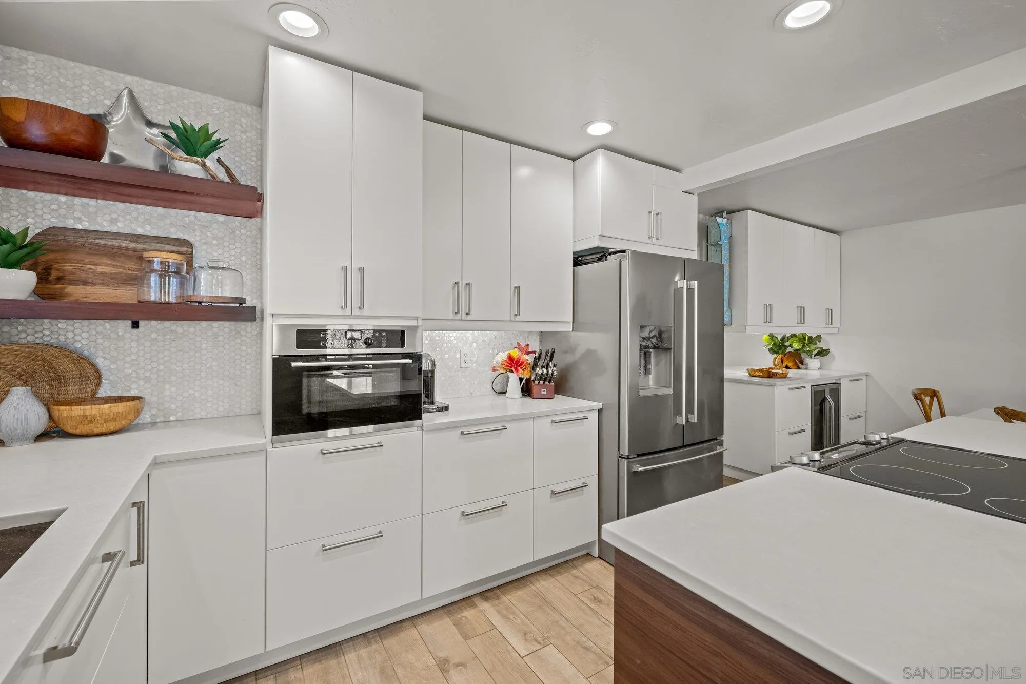 Photo #5: 250037526 Listing: Photo #5