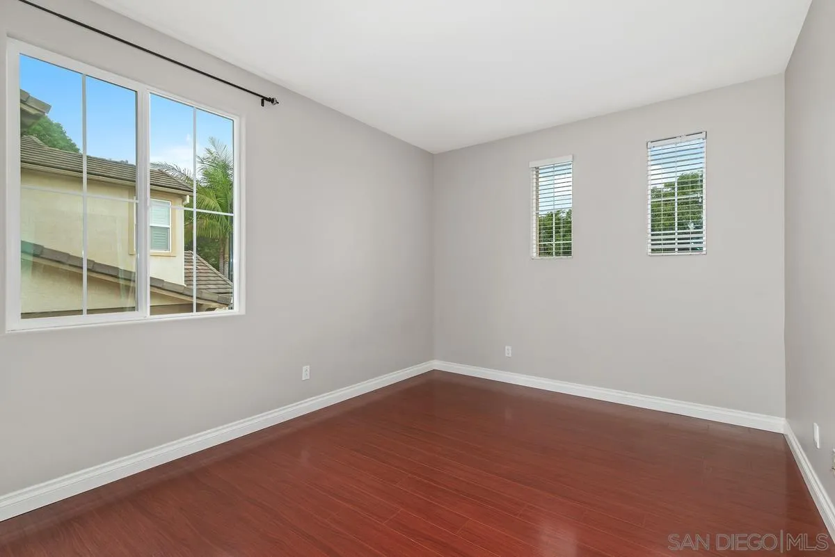https://cdn.realtyfeed.com/cdn/127/250037528/6f3f32dbf078f47480f7b75240588a53.webp