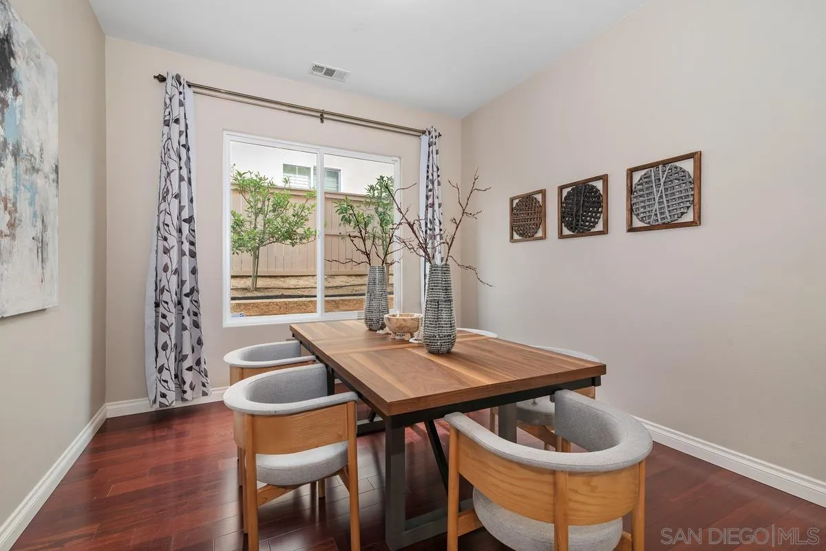 https://cdn.realtyfeed.com/cdn/127/250037528/7a6625f7739cc7acc4f85a0e66b1a6c1.webp