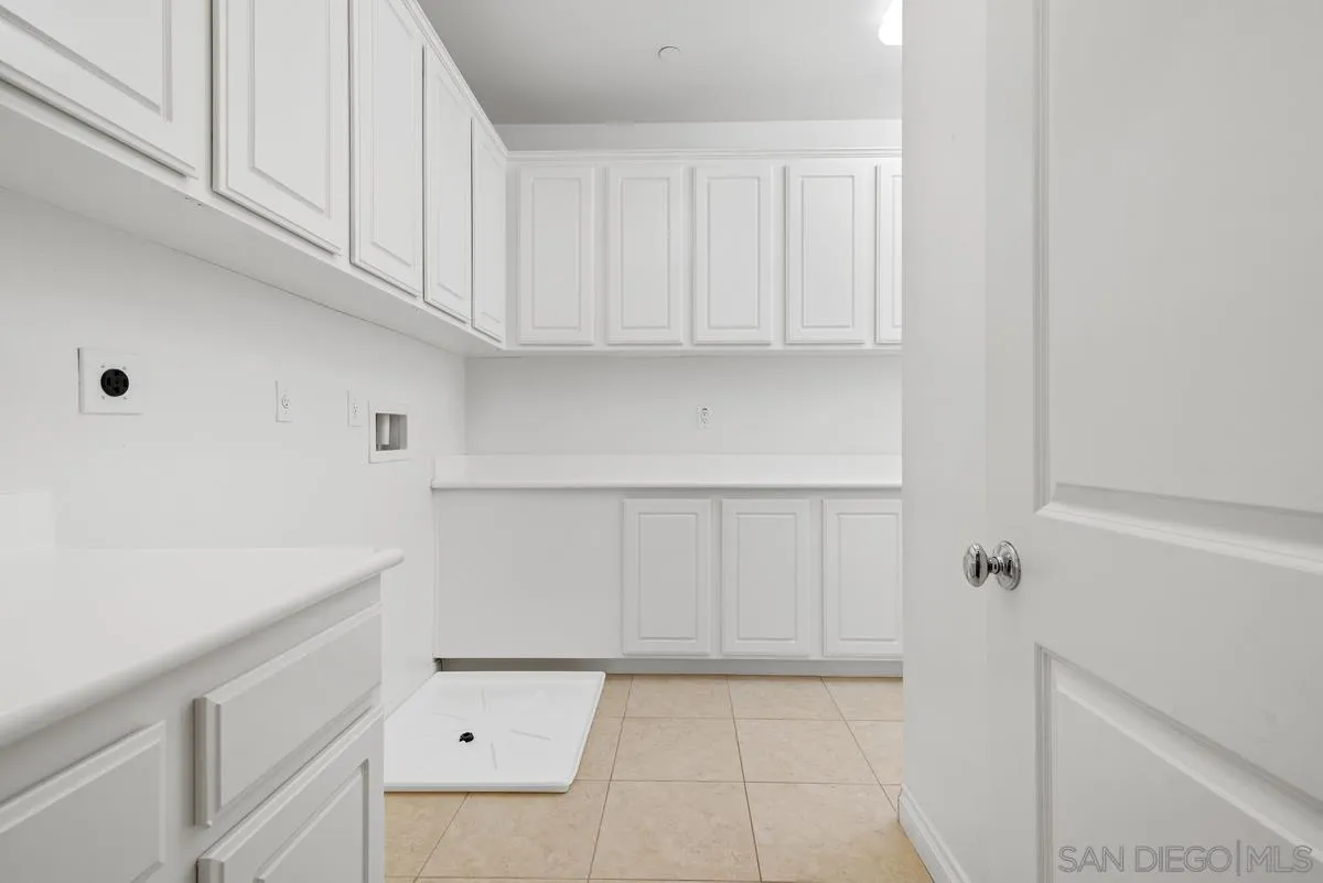 https://cdn.realtyfeed.com/cdn/127/250037528/97b0848e0227098e611298a835b5217f.webp