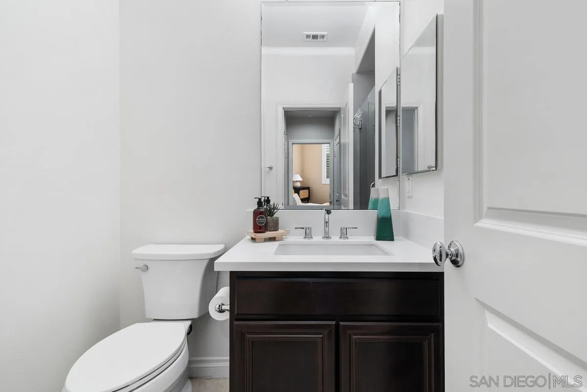 https://cdn.realtyfeed.com/cdn/127/250037528/f036fc42594769cd83e92f2da548349d.webp