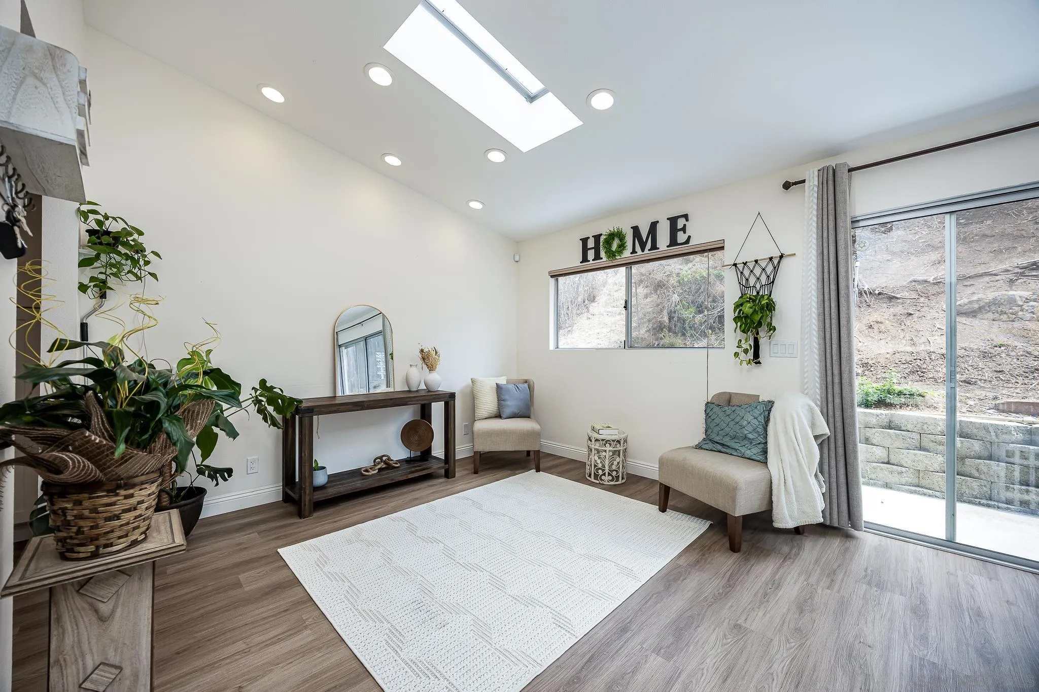 https://cdn.realtyfeed.com/cdn/127/250037529/03d608ce4b77e1eec49cb3d9cd4f8bfe.webp