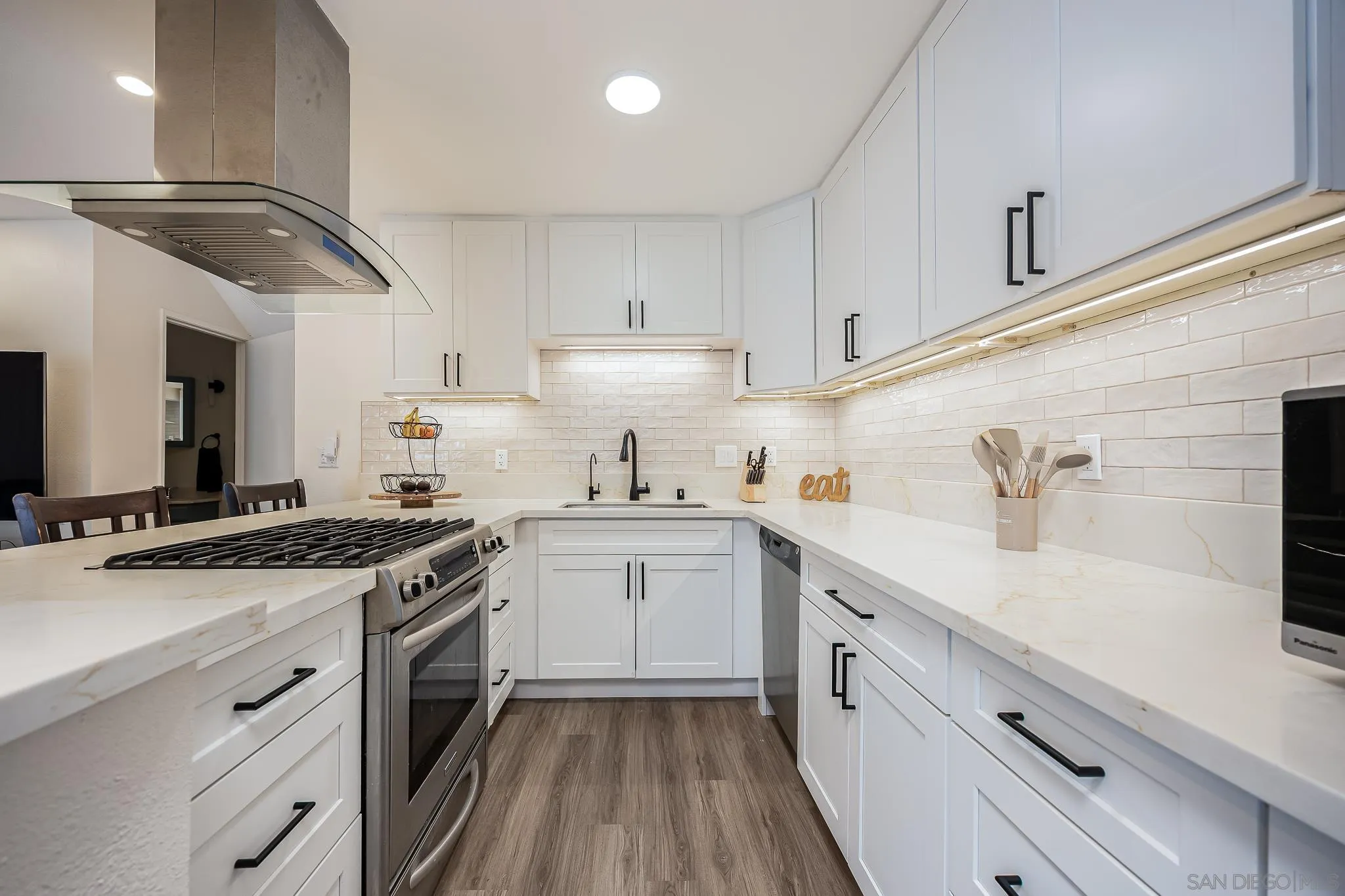 https://cdn.realtyfeed.com/cdn/127/250037529/29714d85ef0f2a738e14e8de4d69b97a.webp