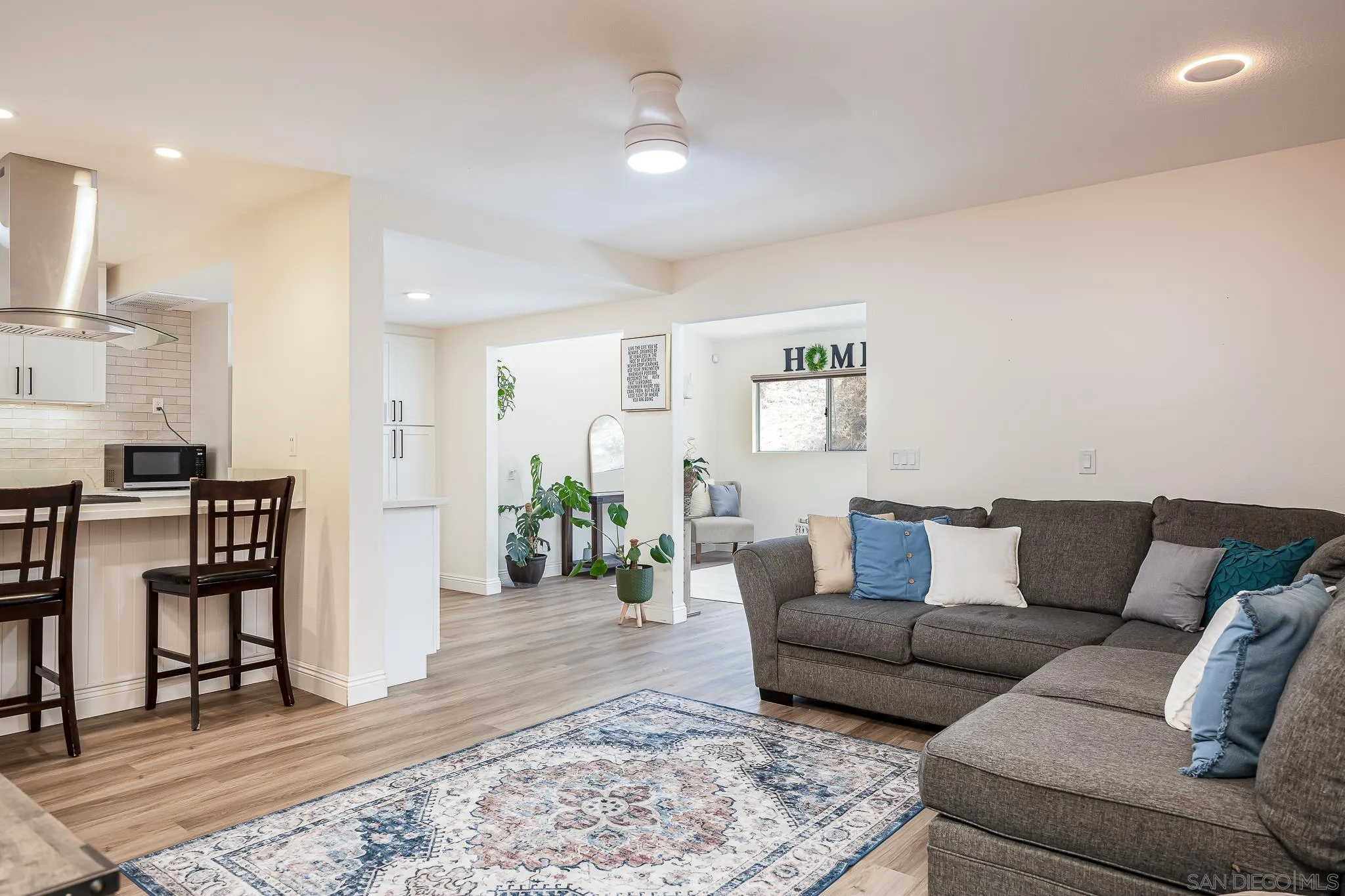https://cdn.realtyfeed.com/cdn/127/250037529/d58bcf54ee7c62d3731630a41aee47c8.webp