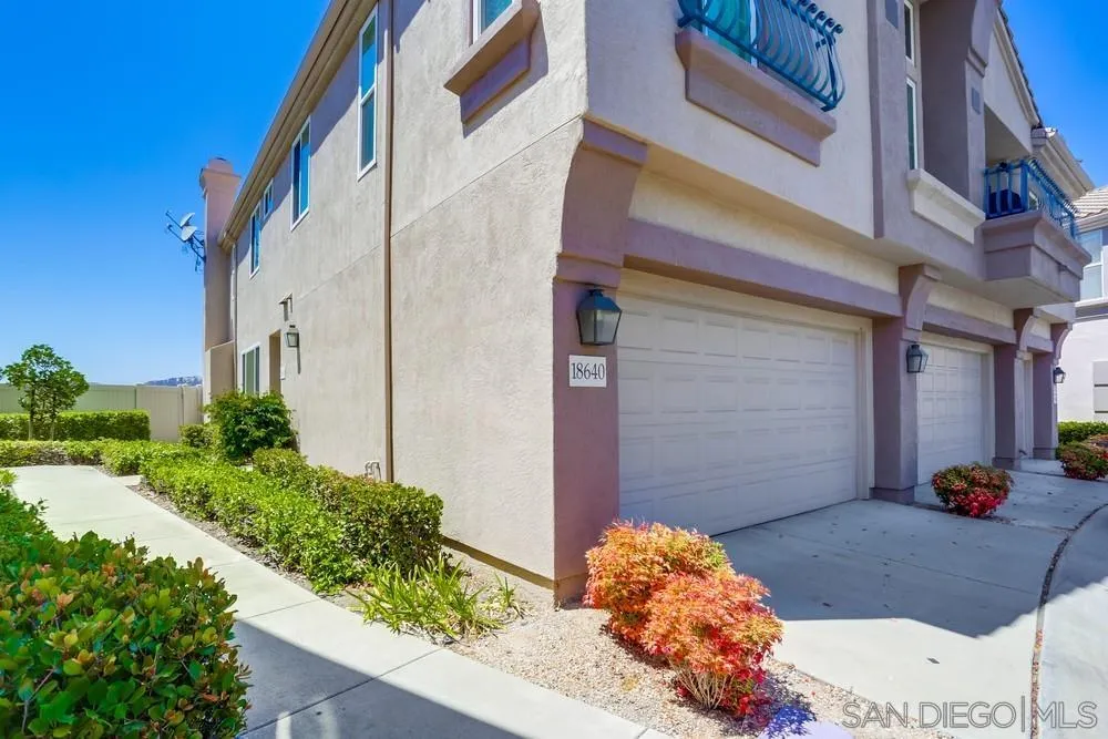 https://cdn.realtyfeed.com/cdn/127/250037534/15480a731991d0ee845542dbdde6418b.webp