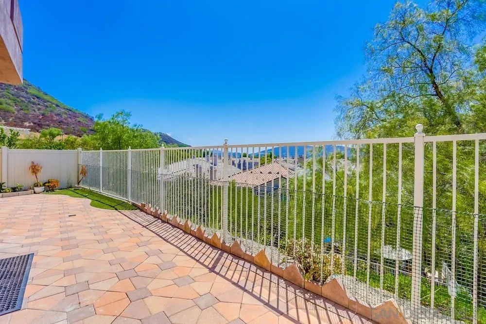 https://cdn.realtyfeed.com/cdn/127/250037534/18e768e47c0eaf0c588c1628b8d12cd2.webp