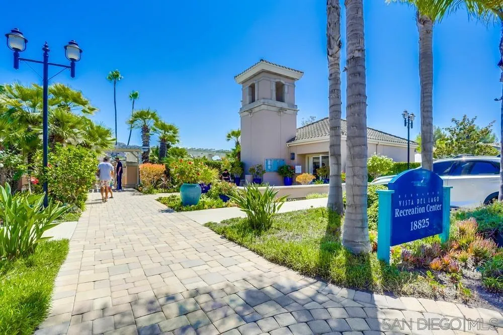 https://cdn.realtyfeed.com/cdn/127/250037534/4ac7c08fdfaf38c8be6b5d0866989150.webp
