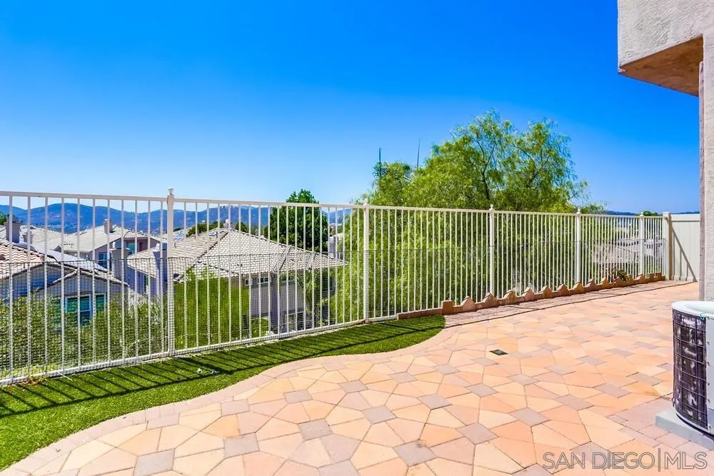 https://cdn.realtyfeed.com/cdn/127/250037534/9861942728ccf7fd926bc4f0c8475d27.webp