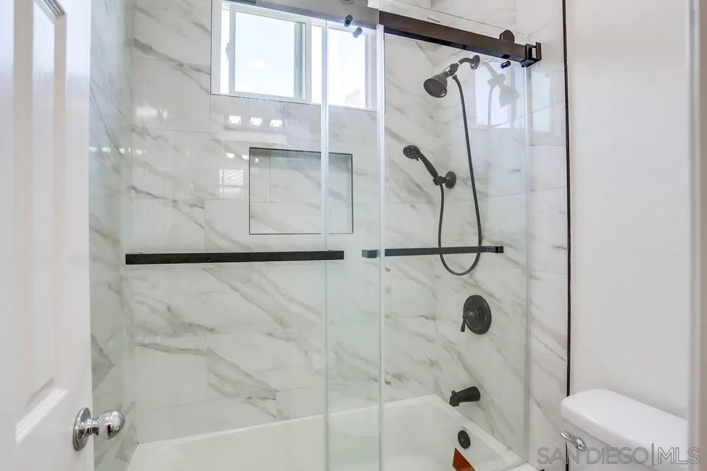https://cdn.realtyfeed.com/cdn/127/250037534/ae2145a44b30be9d4c6e76525413d238.webp