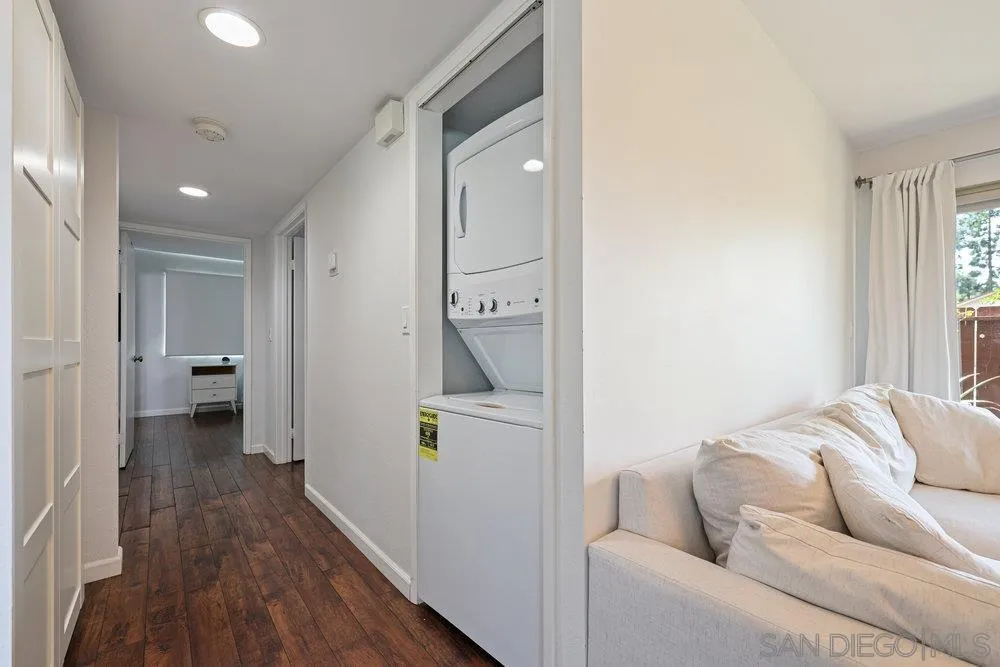 https://cdn.realtyfeed.com/cdn/127/250037539/64745cbdb9c695ca5039dcd17ce06804.webp