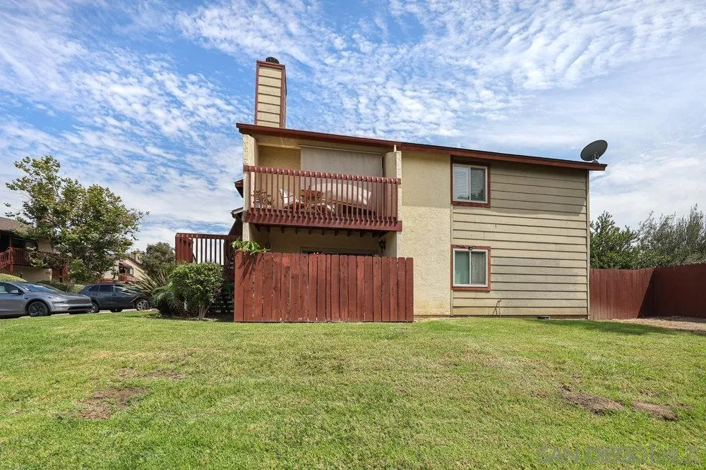 https://cdn.realtyfeed.com/cdn/127/250037539/6a6e8d48369d74e59d03529145e112ec.webp