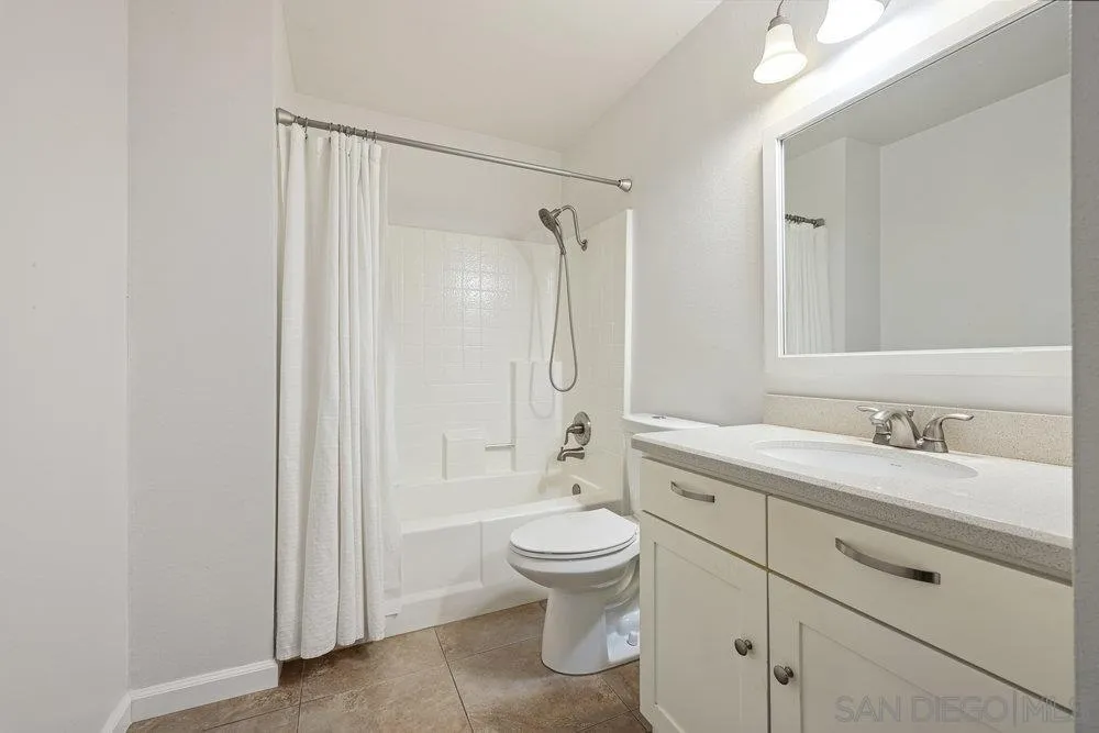 https://cdn.realtyfeed.com/cdn/127/250037539/f87813ec4e12732a016af4f208267c77.webp