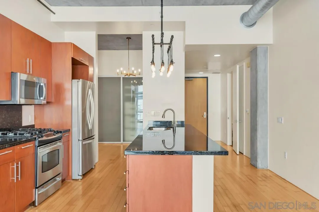 Photo #33: 250037541 Listing: Photo #33