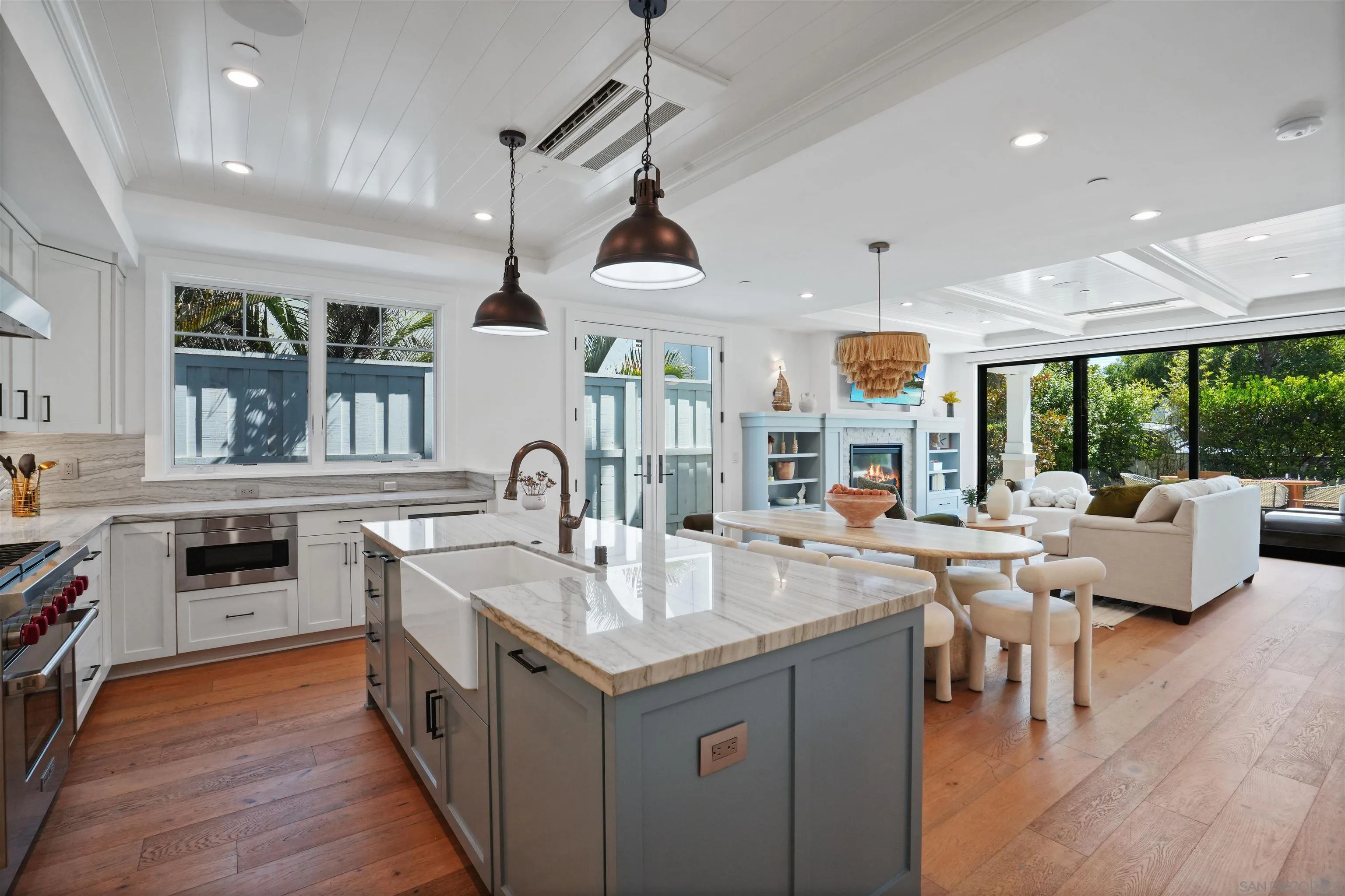 https://cdn.realtyfeed.com/cdn/127/250037545/a0fdefe8cfd7e1b32eb7465ed53c2bda.webp