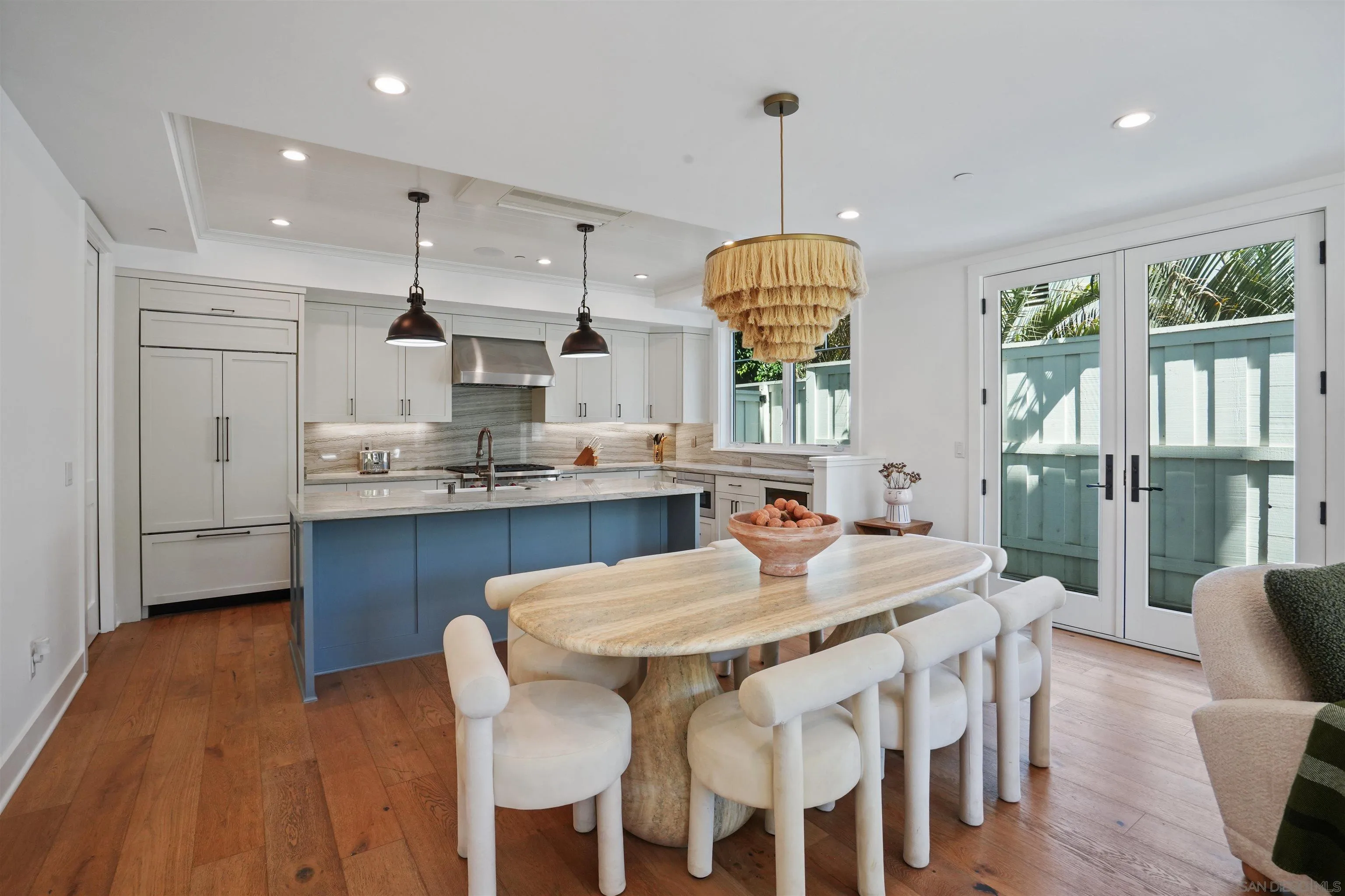 https://cdn.realtyfeed.com/cdn/127/250037545/ee54482d8634d5ad5b61843dd78d46c3.webp