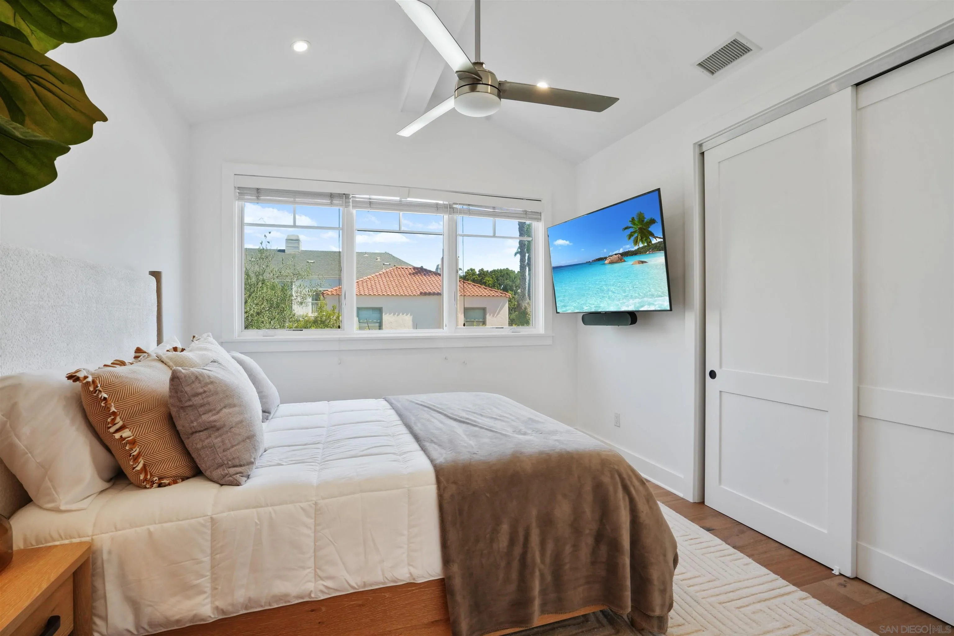 https://cdn.realtyfeed.com/cdn/127/250037545/f31cac99671f5b7a7d6b0f68edba9112.webp
