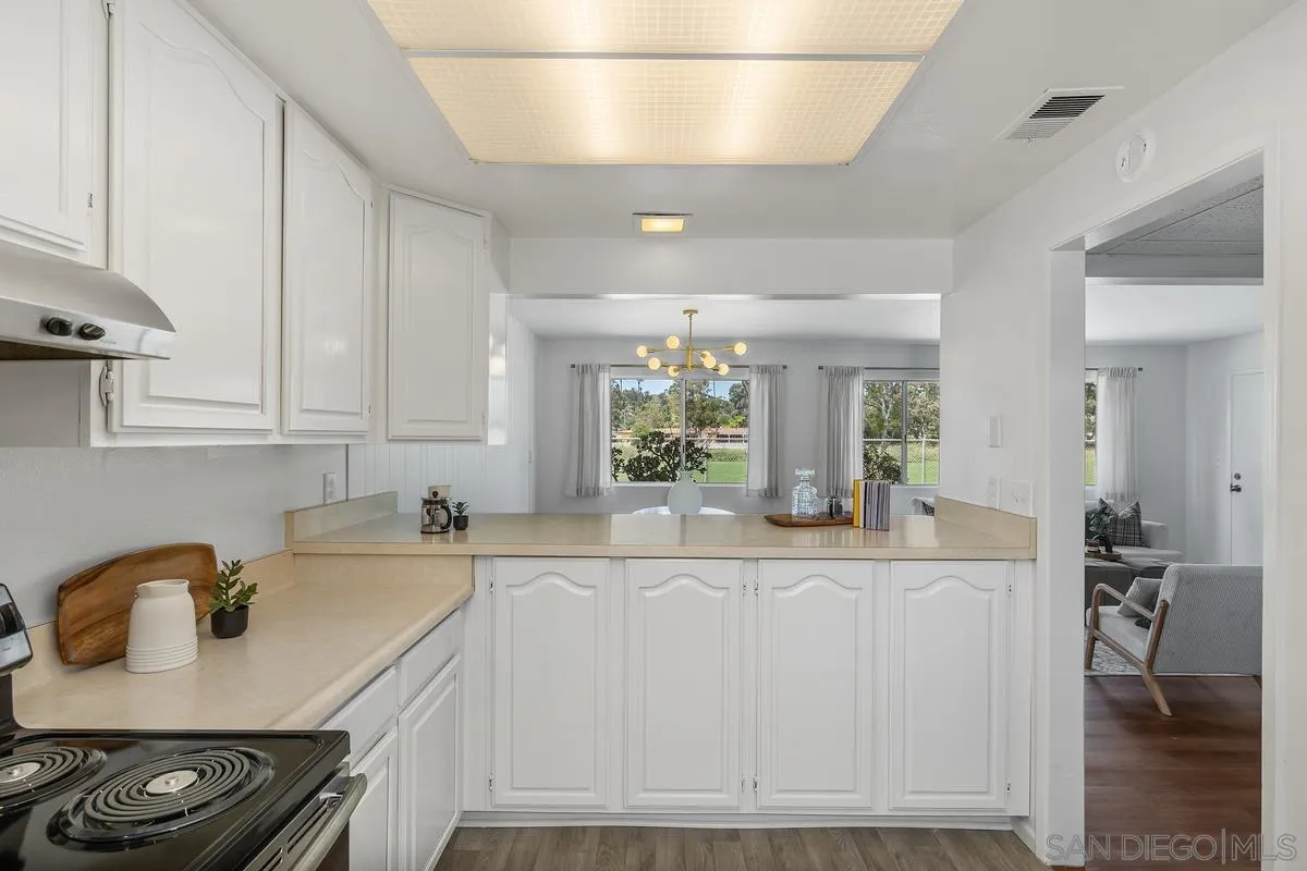 https://cdn.realtyfeed.com/cdn/127/250037546/20e32e7d86140fcea701d5970e68e5a5.webp