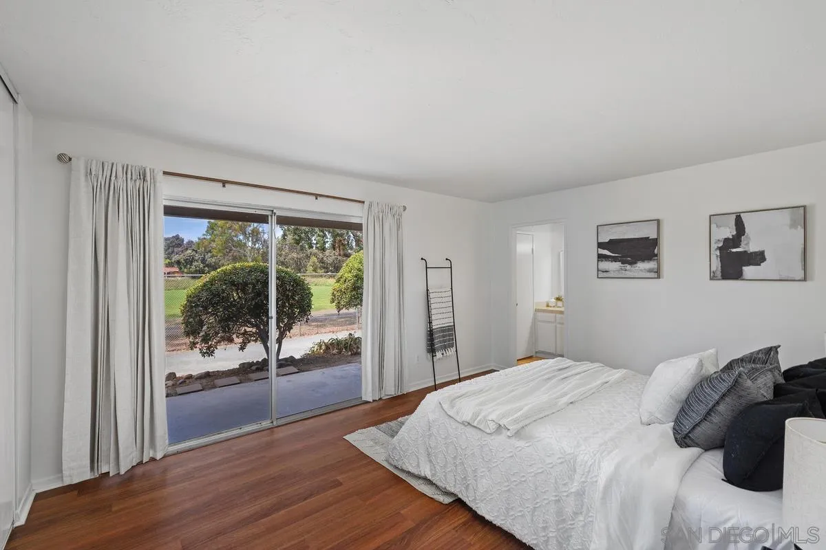 https://cdn.realtyfeed.com/cdn/127/250037546/ef4064e509f2248569a39f7c2c1c8037.webp