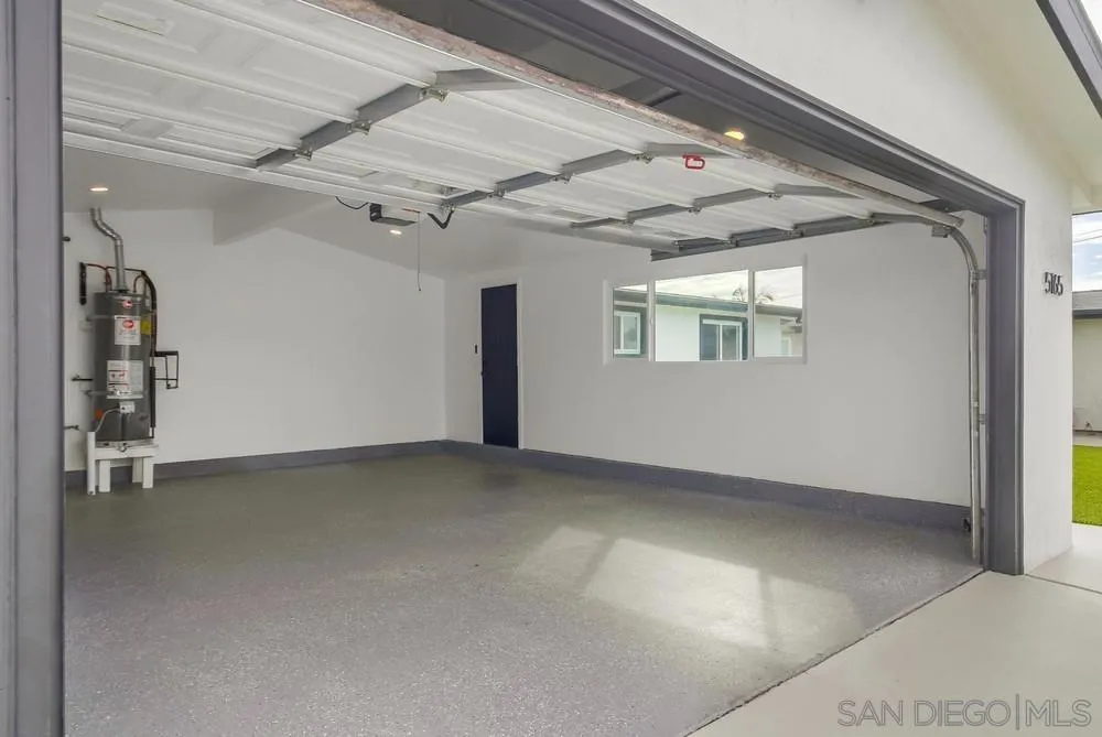https://cdn.realtyfeed.com/cdn/127/250037547/1d0ad73fcb75525a4759b1cde59cde2b.webp