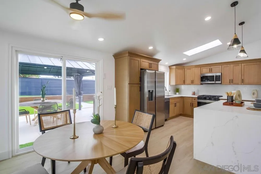https://cdn.realtyfeed.com/cdn/127/250037547/6d059b04b4487d022757ee19890a5168.webp