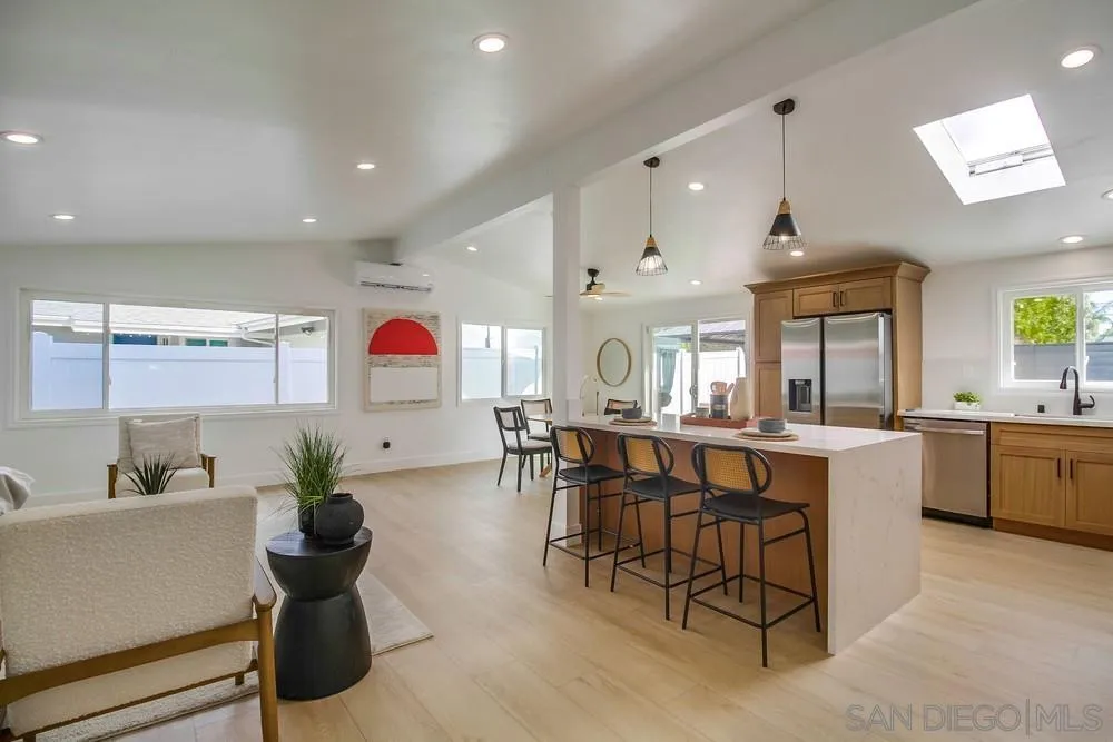 https://cdn.realtyfeed.com/cdn/127/250037547/e4968ddf8ae4bf5f8da92793ff91394a.webp