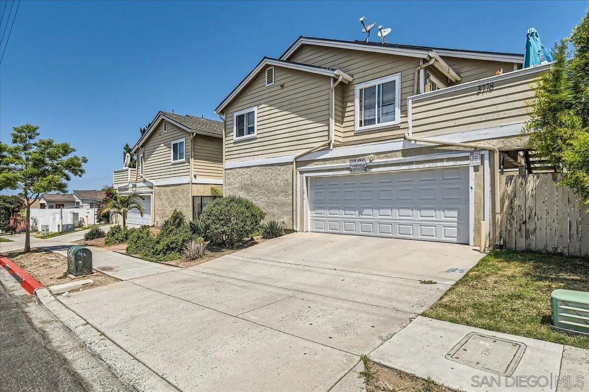 https://cdn.realtyfeed.com/cdn/127/250037549/6c13ee7429d475cd19ce452c8be0d9a1.webp