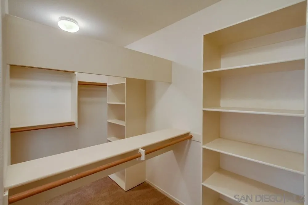 https://cdn.realtyfeed.com/cdn/127/250037552/be75417268c12146446a85c301167769.webp