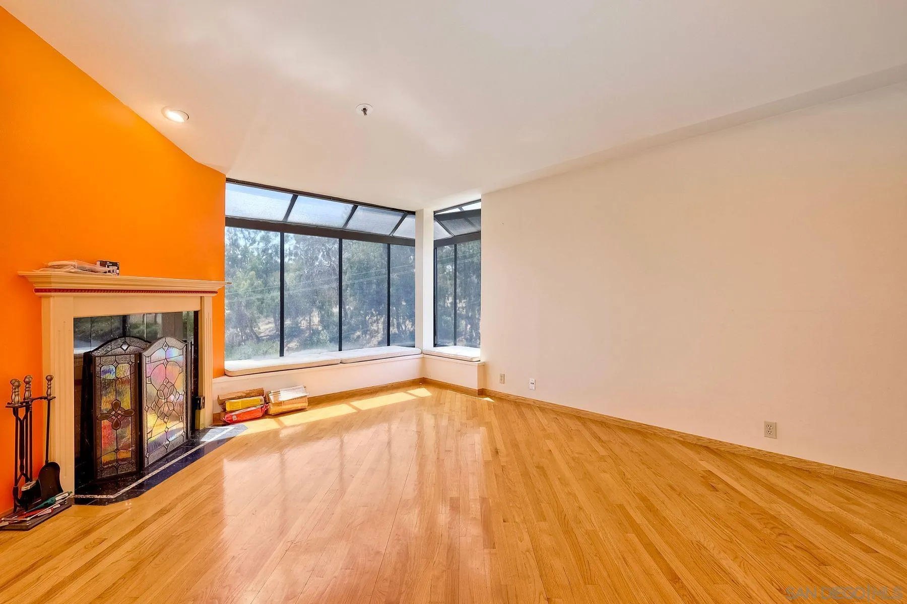 Photo #4: 250037553 Listing 
