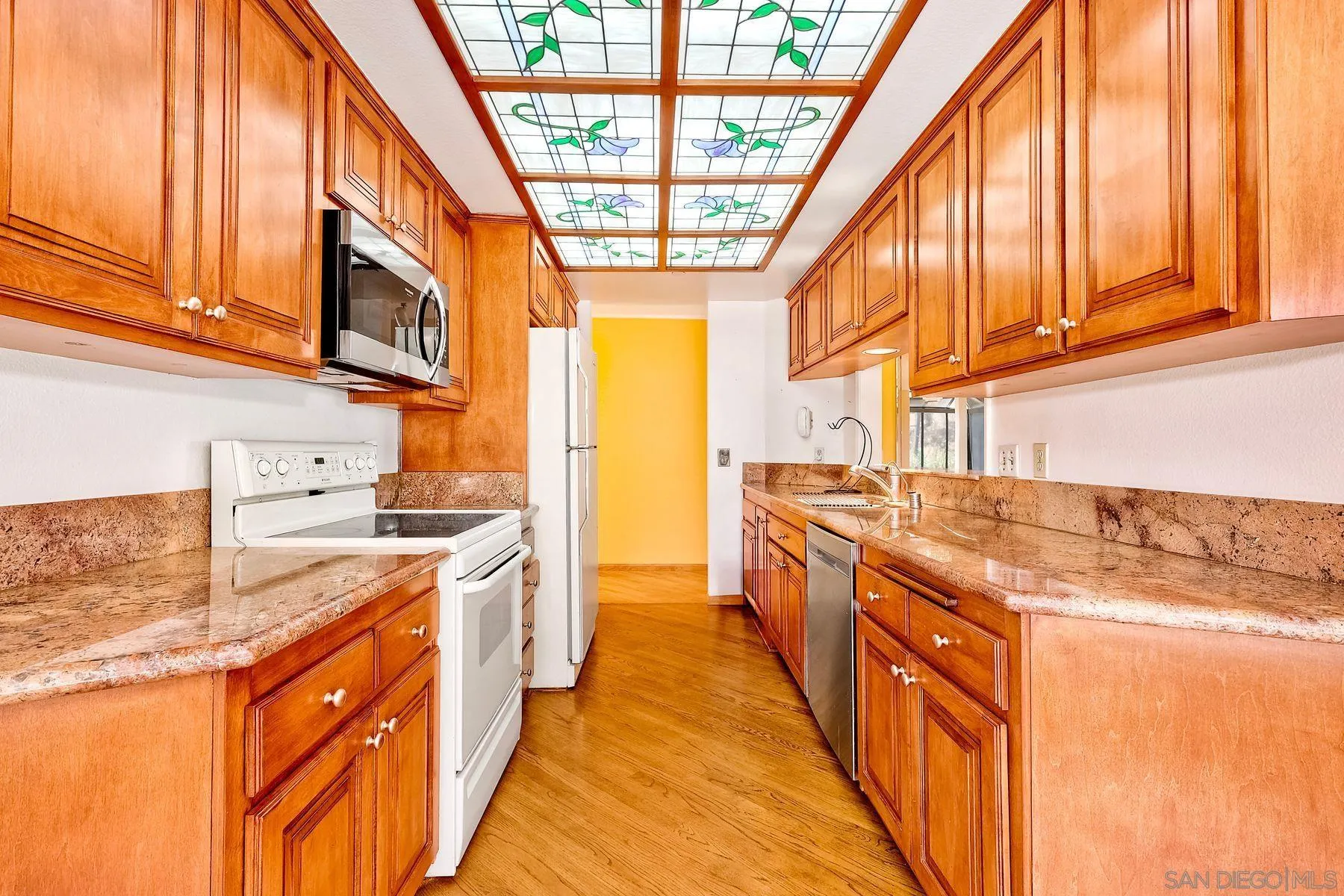 Photo #11: 250037553 Listing: Photo #11