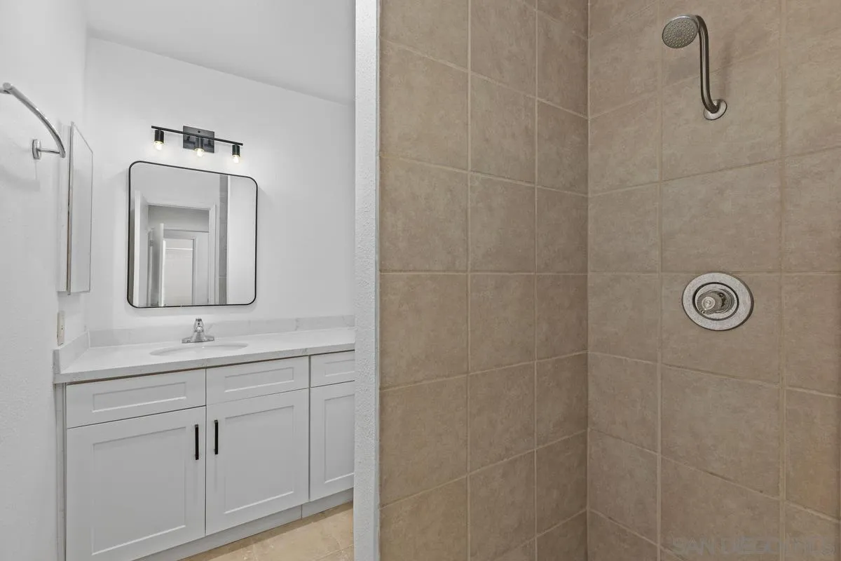 https://cdn.realtyfeed.com/cdn/127/250037555/eb44841d06f9984c85c9e11bc4726d69.webp