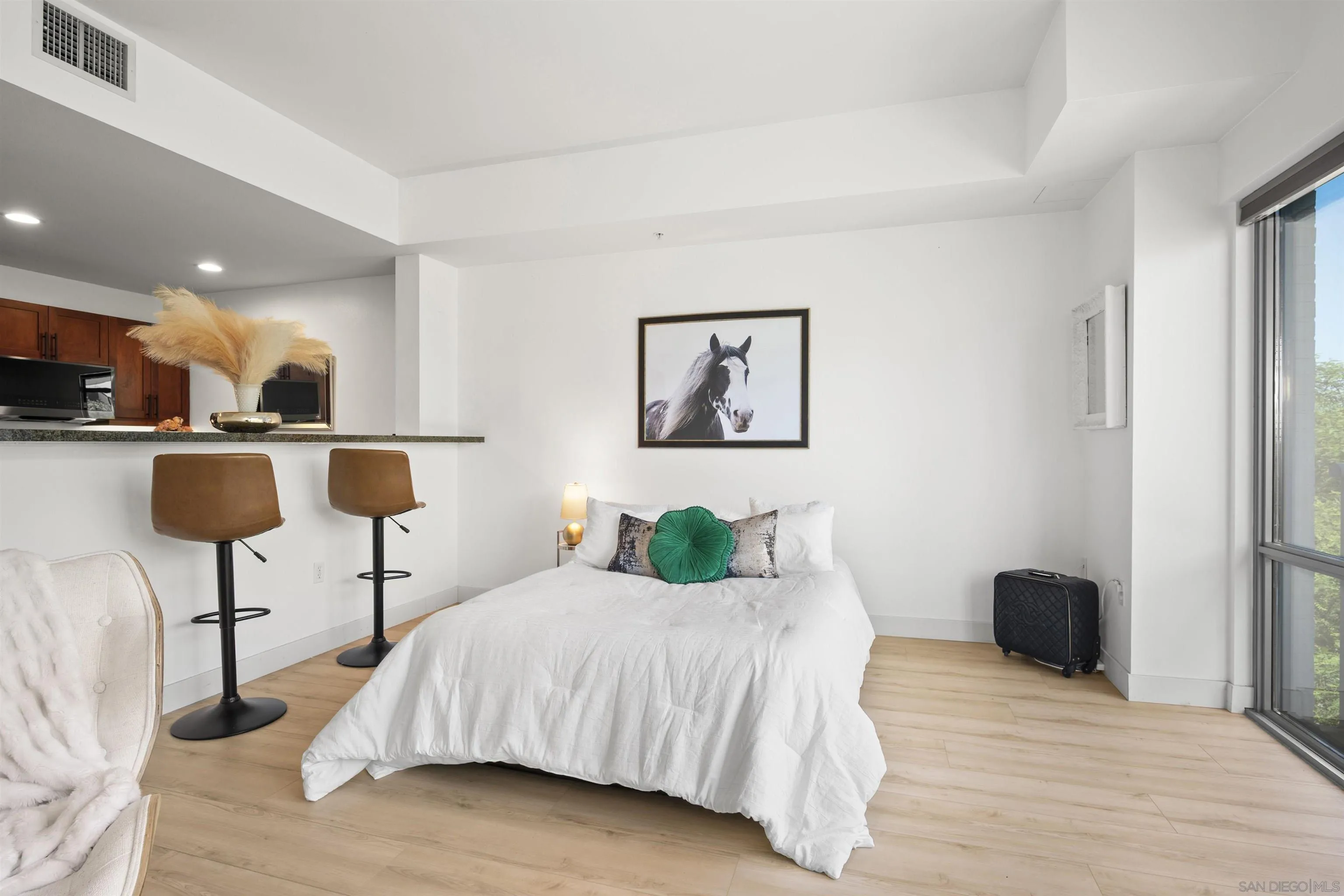 https://cdn.realtyfeed.com/cdn/127/250037558/7df4e19e5f3d5adaf9d6b0e42fc01f58.webp
