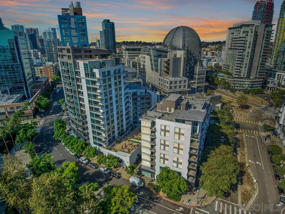 https://cdn.realtyfeed.com/cdn/127/250037558/d3e5124e2fd0899a3ea10ad7ab95861c.webp