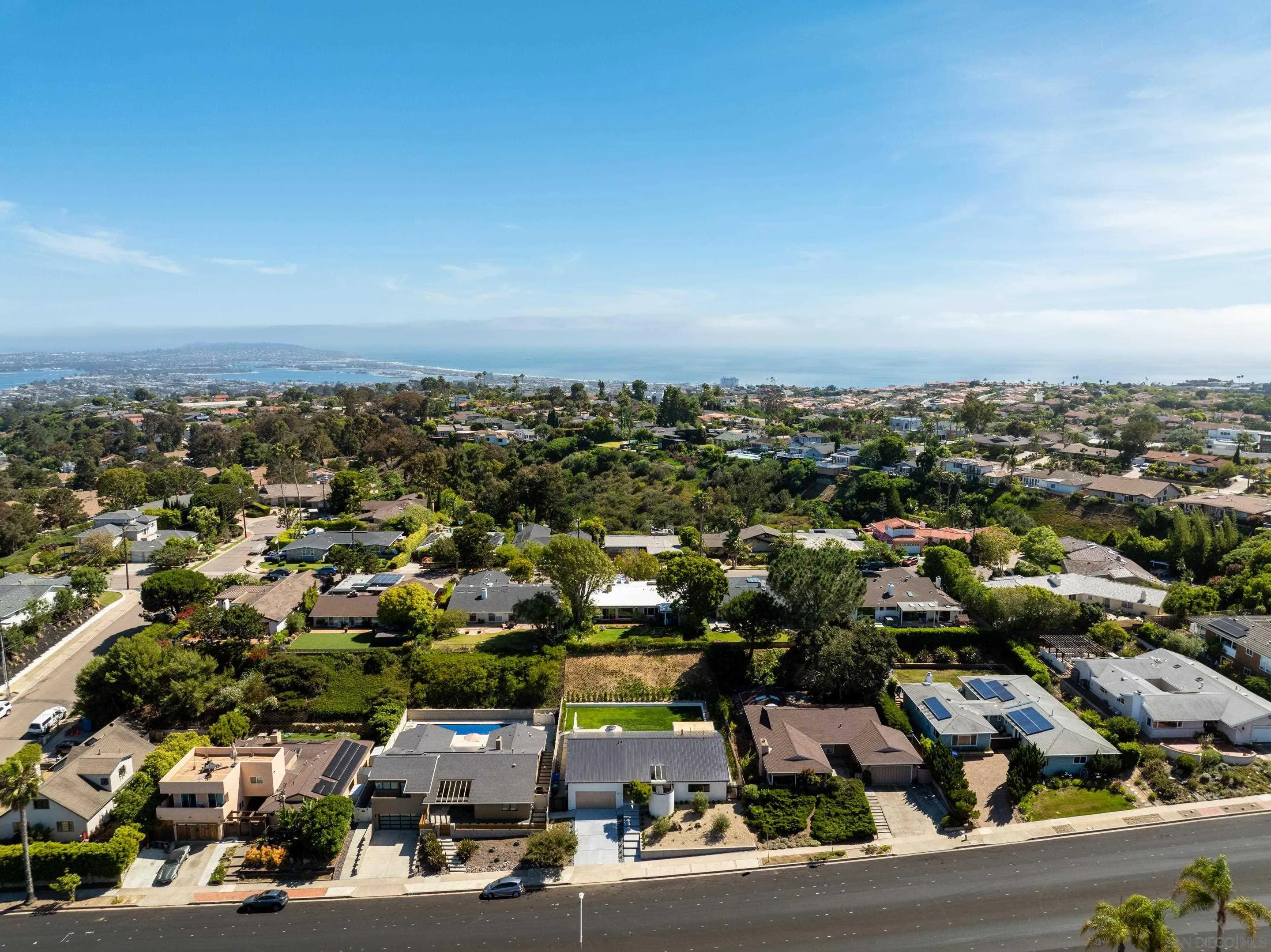 https://cdn.realtyfeed.com/cdn/127/250037564/6197b345f58d51ab83f3fe76c202544f.webp