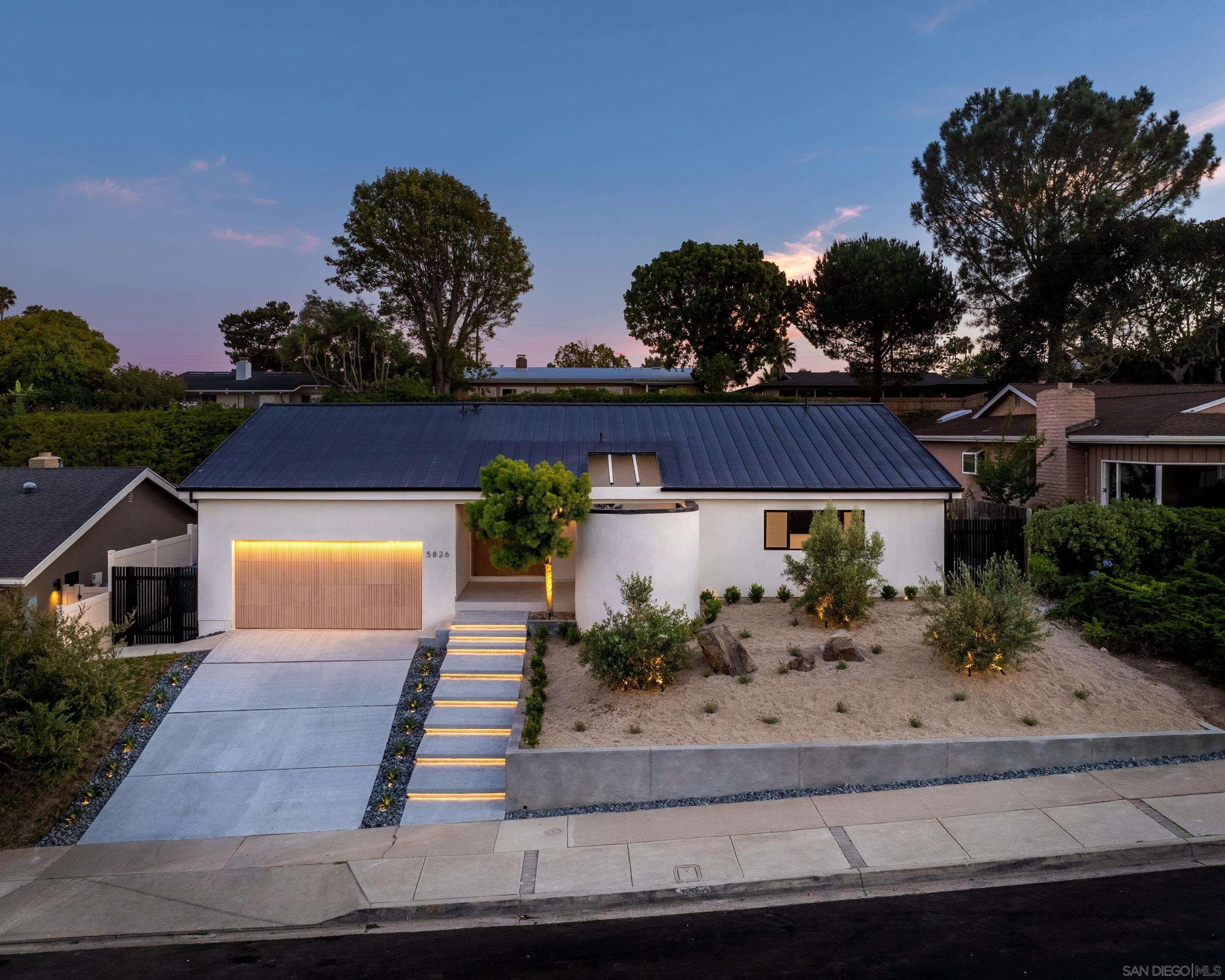 https://cdn.realtyfeed.com/cdn/127/250037564/77c81bd316ab3a4a9f58dbefdd122e18.webp