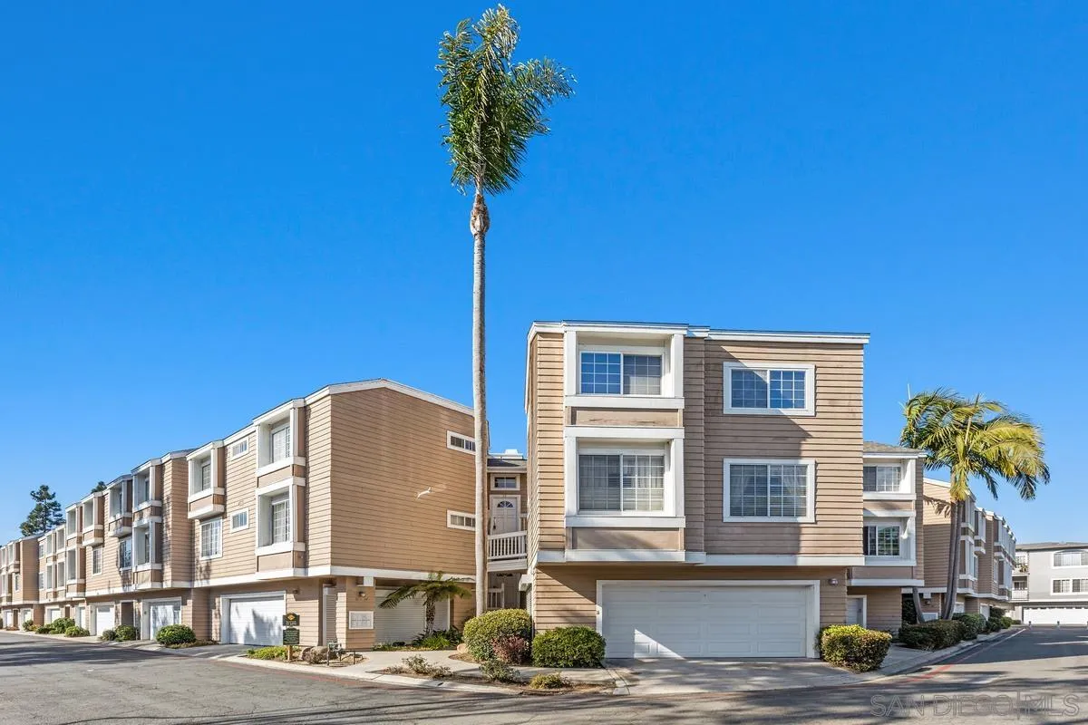 https://cdn.realtyfeed.com/cdn/127/250037565/8644b387ef3b7a56b148bfaba07483a5.webp