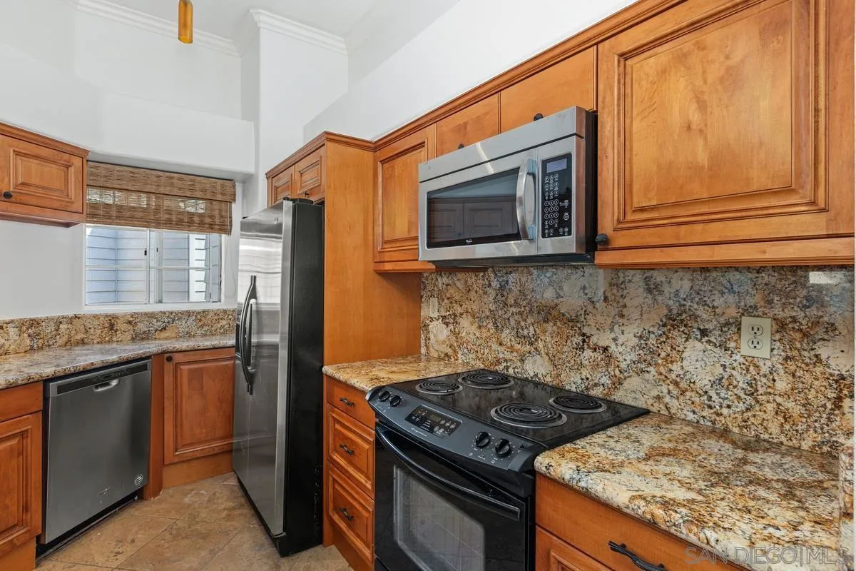 https://cdn.realtyfeed.com/cdn/127/250037565/ad8a0f559ddb157bc11c5163287313f1.webp
