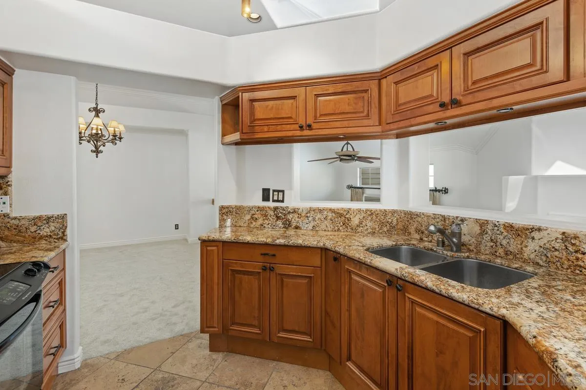 https://cdn.realtyfeed.com/cdn/127/250037565/b0e179a7bea2eb05d253873ae92a17ab.webp