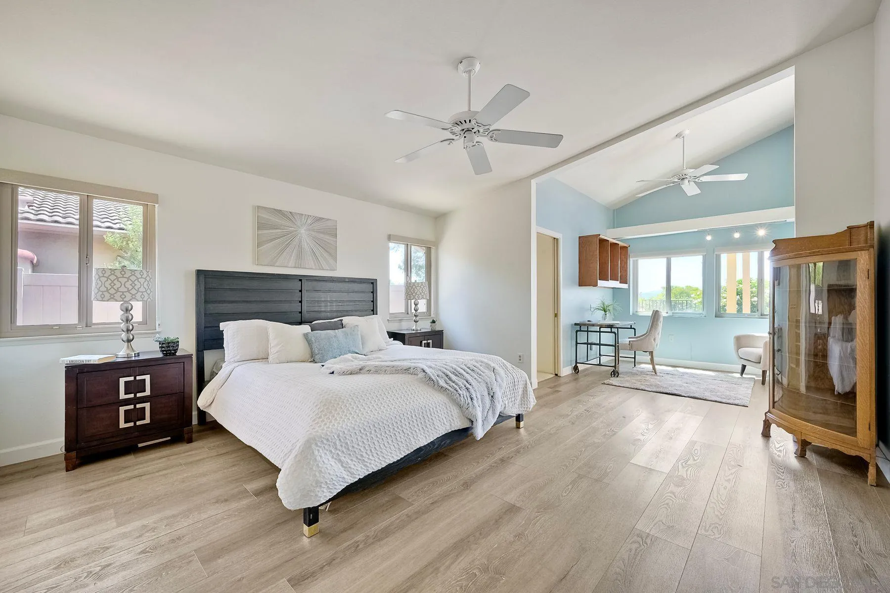 https://cdn.realtyfeed.com/cdn/127/250037568/08059d16c636b4de4680a294134f0005.webp