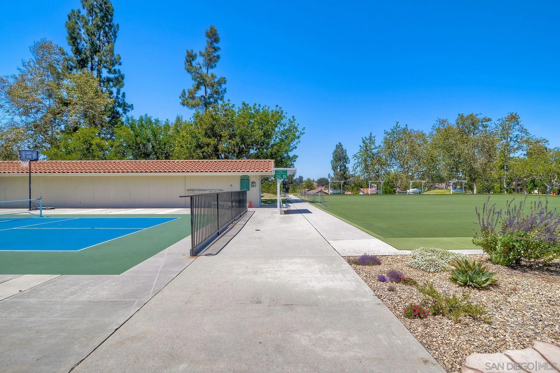 https://cdn.realtyfeed.com/cdn/127/250037568/38cc5e35b1a500e99f672a951f1fbade.webp