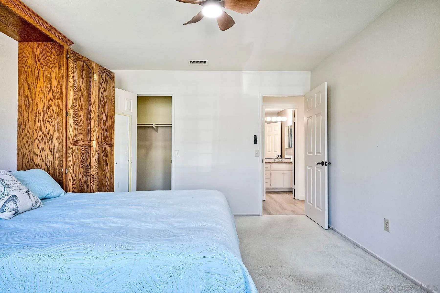 https://cdn.realtyfeed.com/cdn/127/250037568/7969a8570c693602bac7508d9fd21e7a.webp