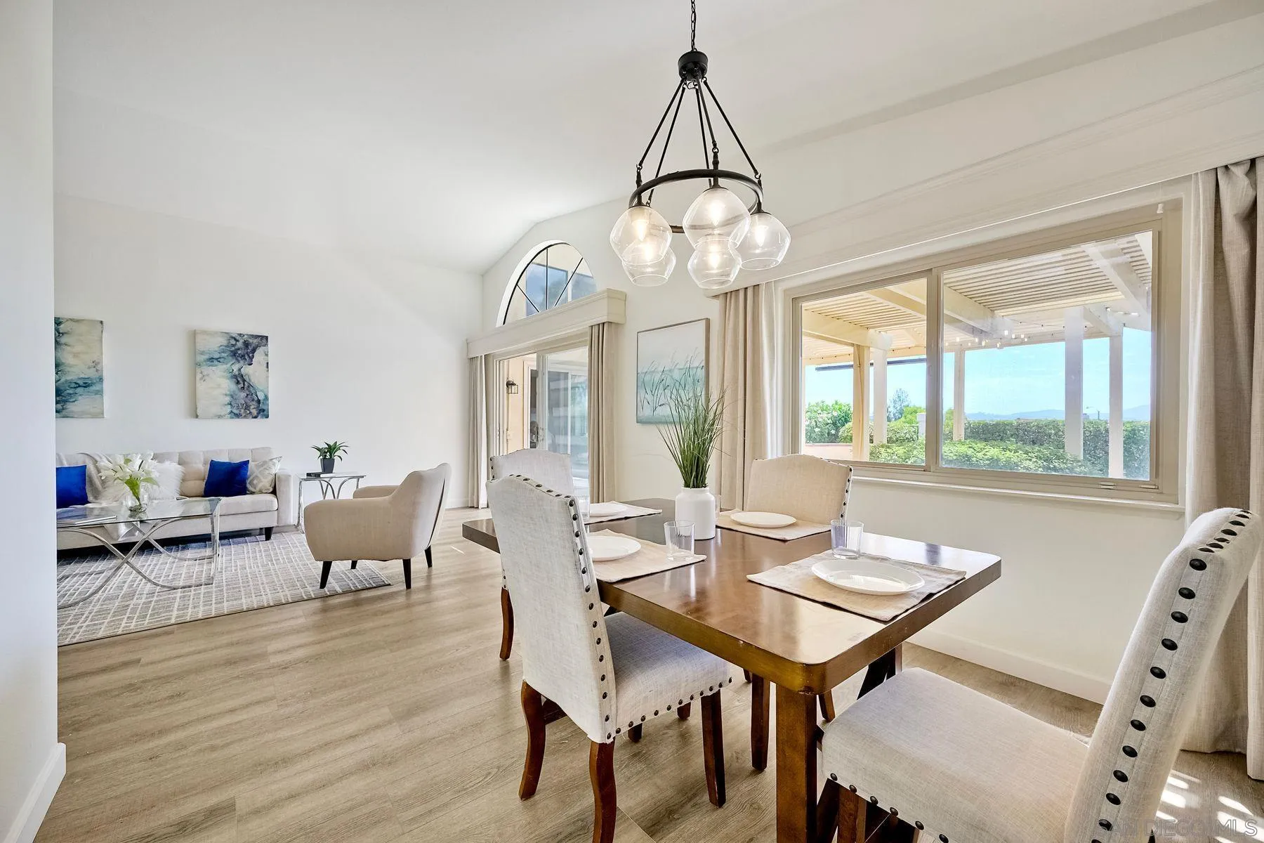 https://cdn.realtyfeed.com/cdn/127/250037568/81ca9492567cec5a5c33aa332429066c.webp