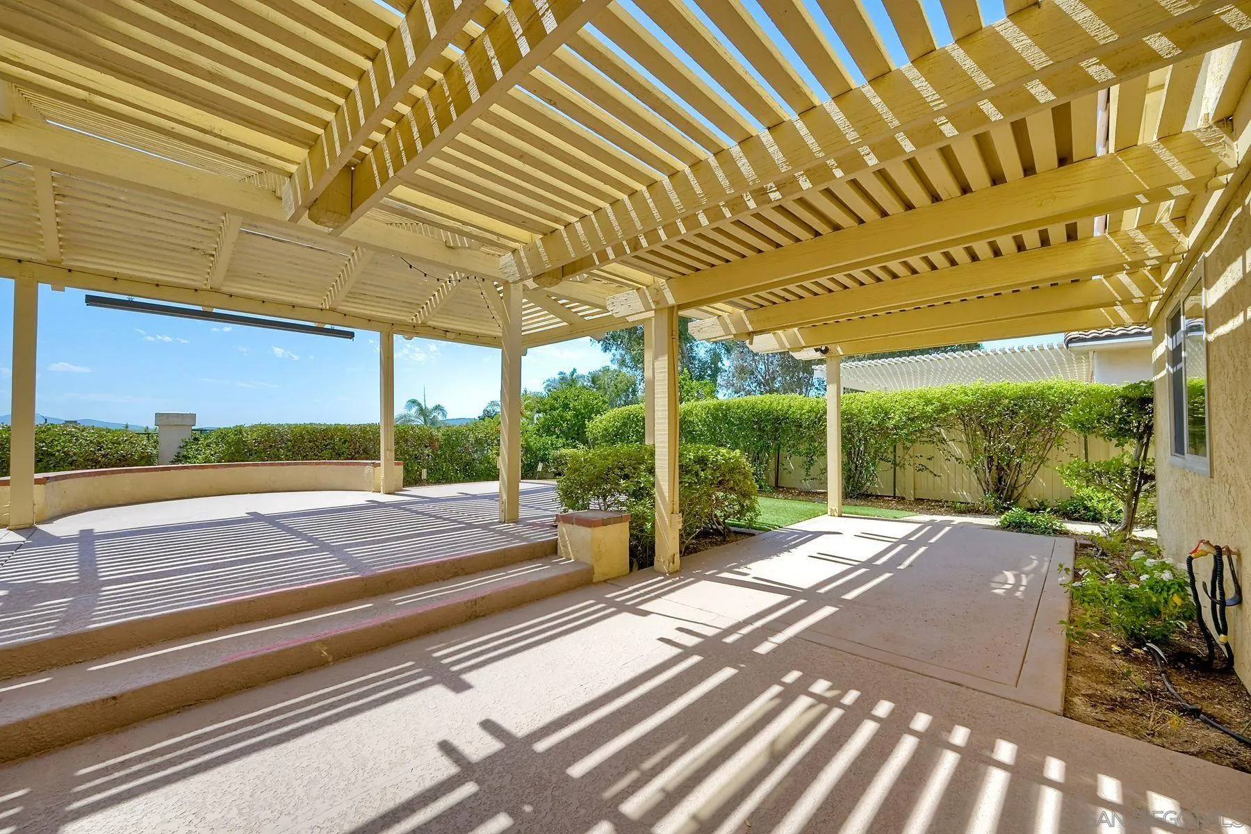 https://cdn.realtyfeed.com/cdn/127/250037568/9116453867aa94cfb816b0c4b185b05d.webp