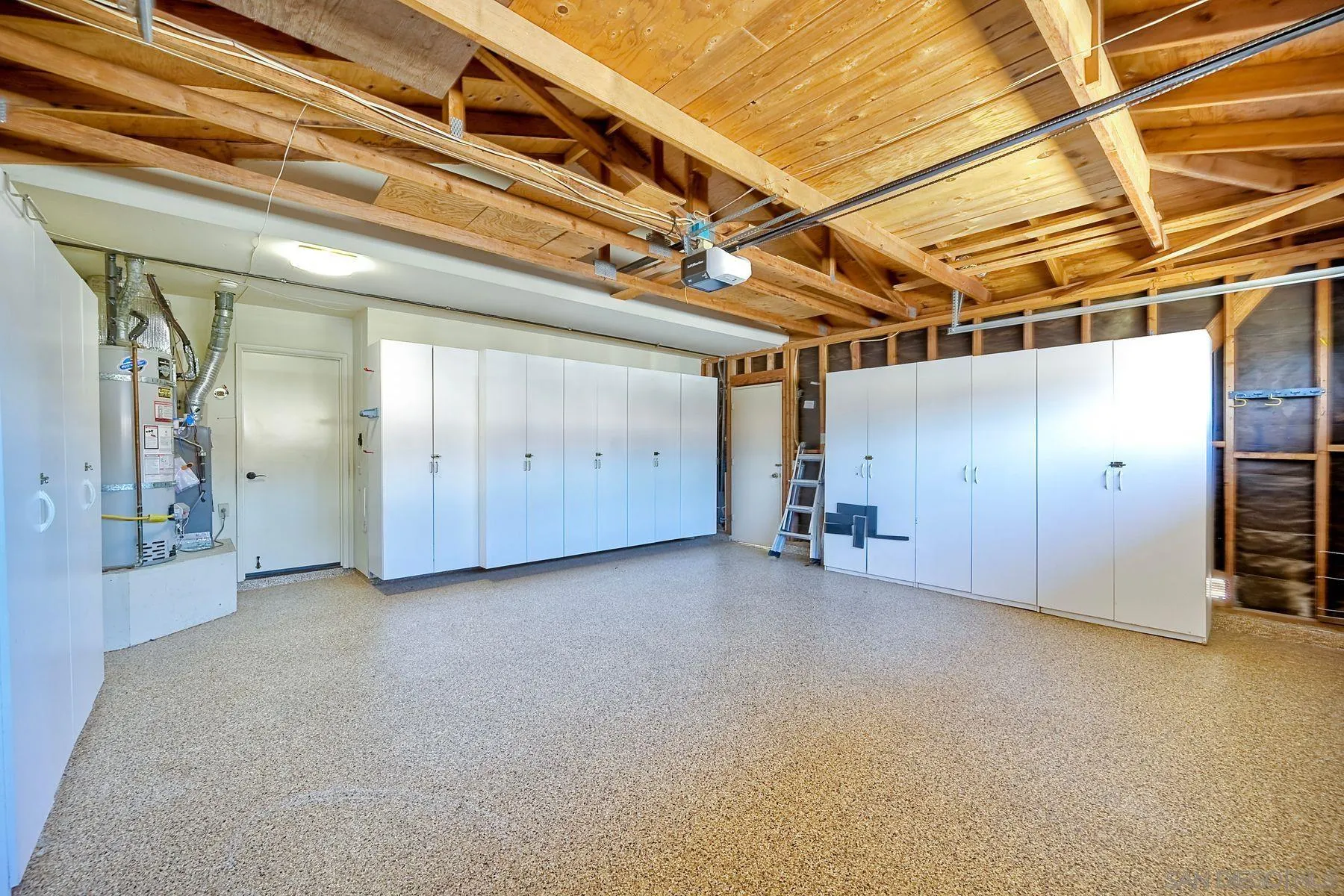 https://cdn.realtyfeed.com/cdn/127/250037568/9303ac99d1a74268edaebe292b69a716.webp