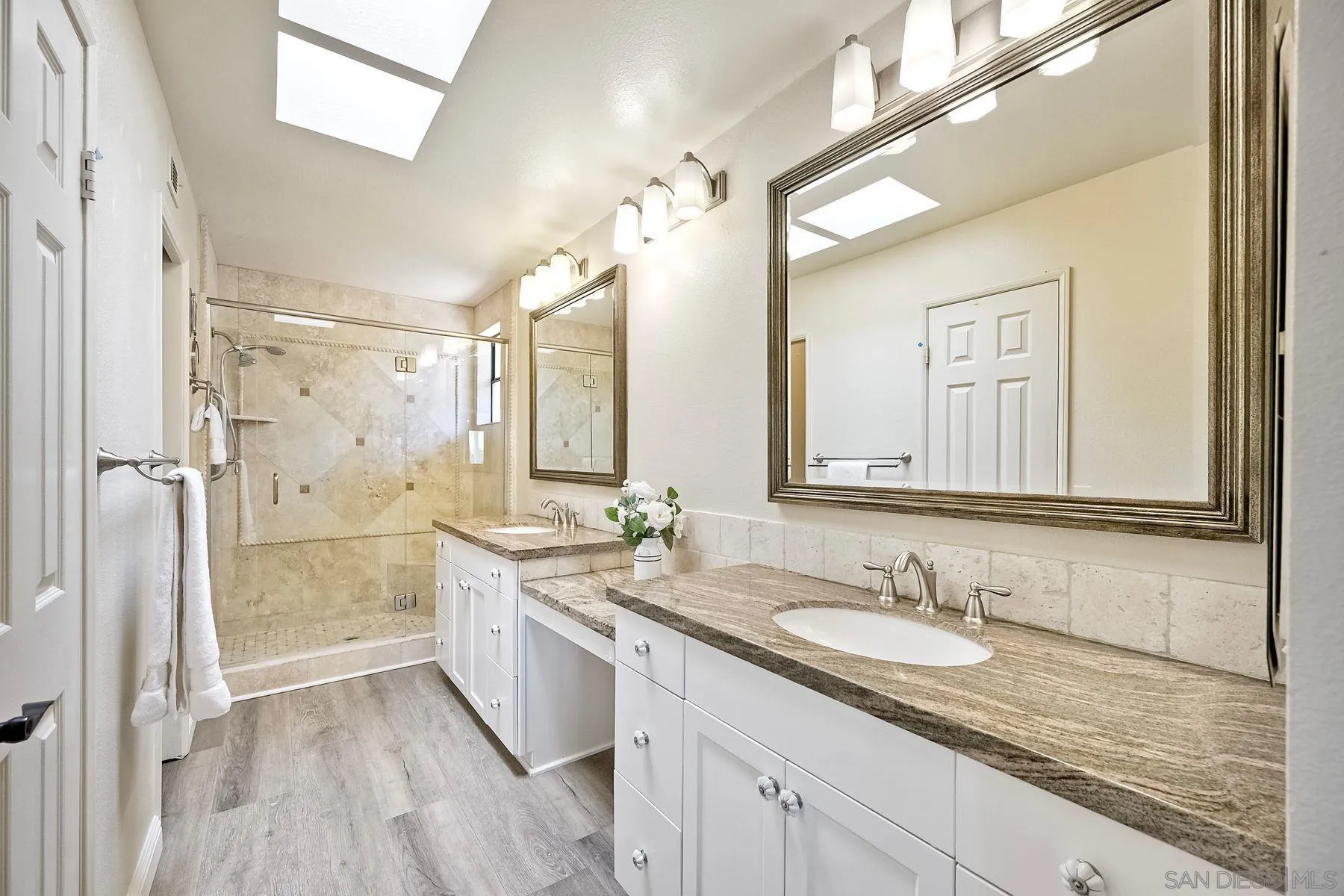 https://cdn.realtyfeed.com/cdn/127/250037568/a56899691aafb6440108e0f2eee72d3e.webp